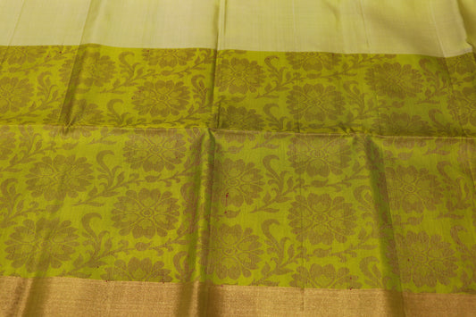 Pure Silk saree  Green Colour - Vaishali Silks