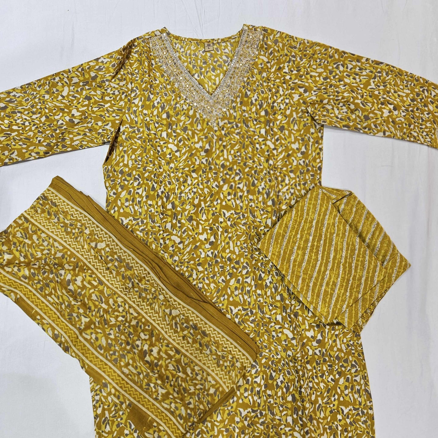 Cotton Yellow Kurtiset
