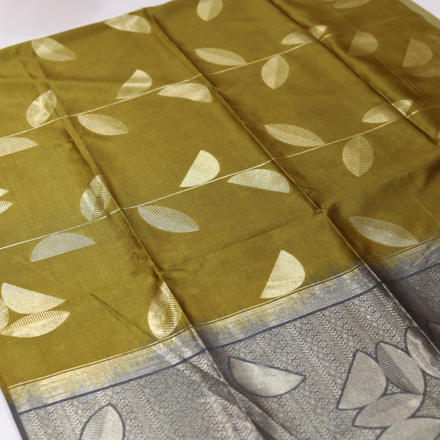 Old Moss Green Giza Silks Saree