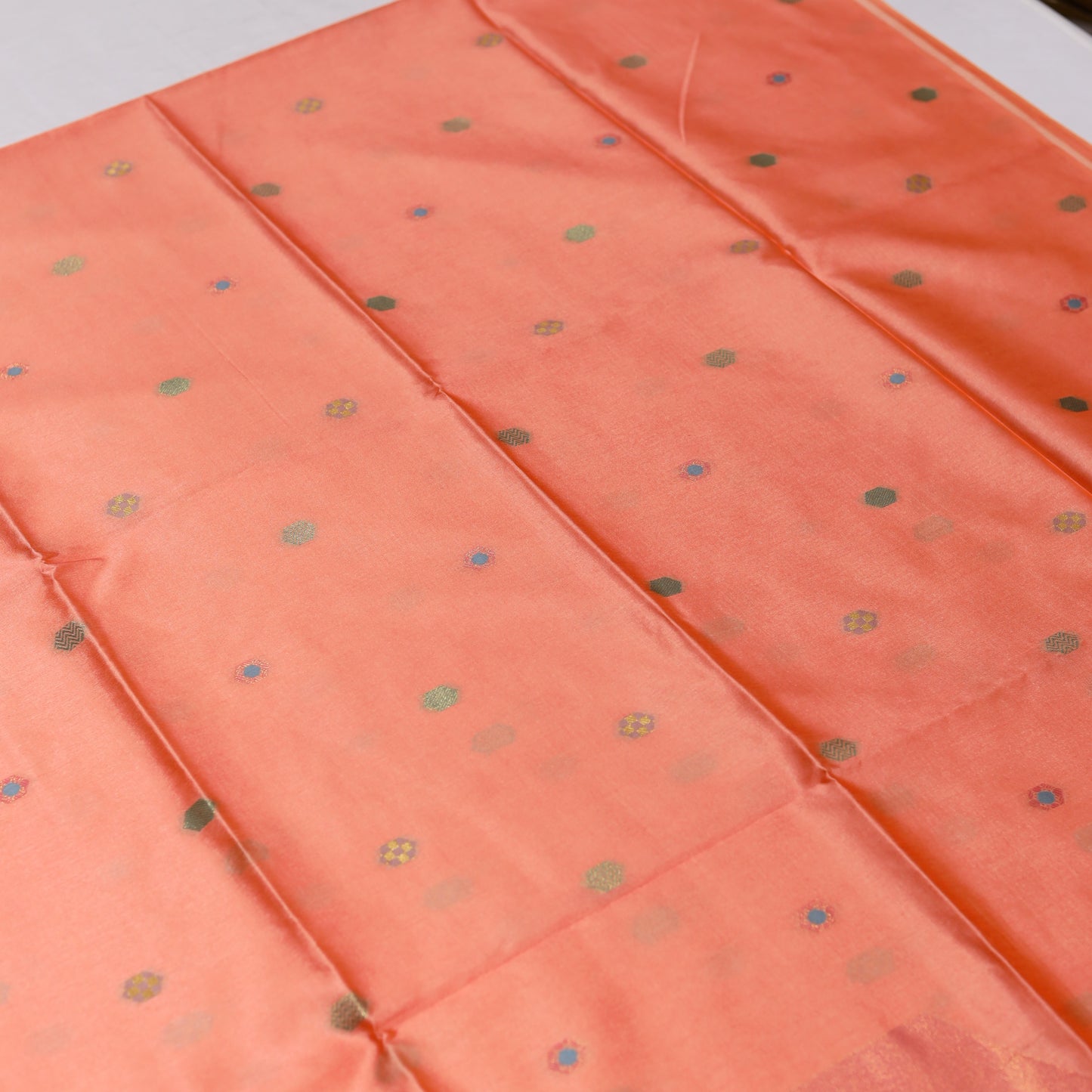 Middle Red Giza Silks Saree