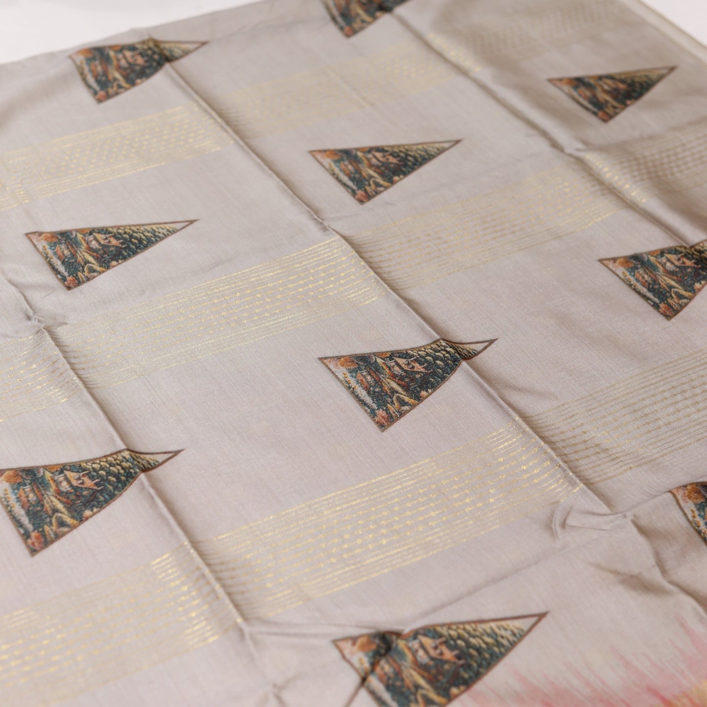 Giza Silk Grey Saree