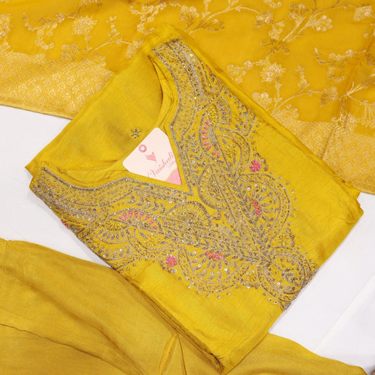 Banaras Yellow Kurtiset