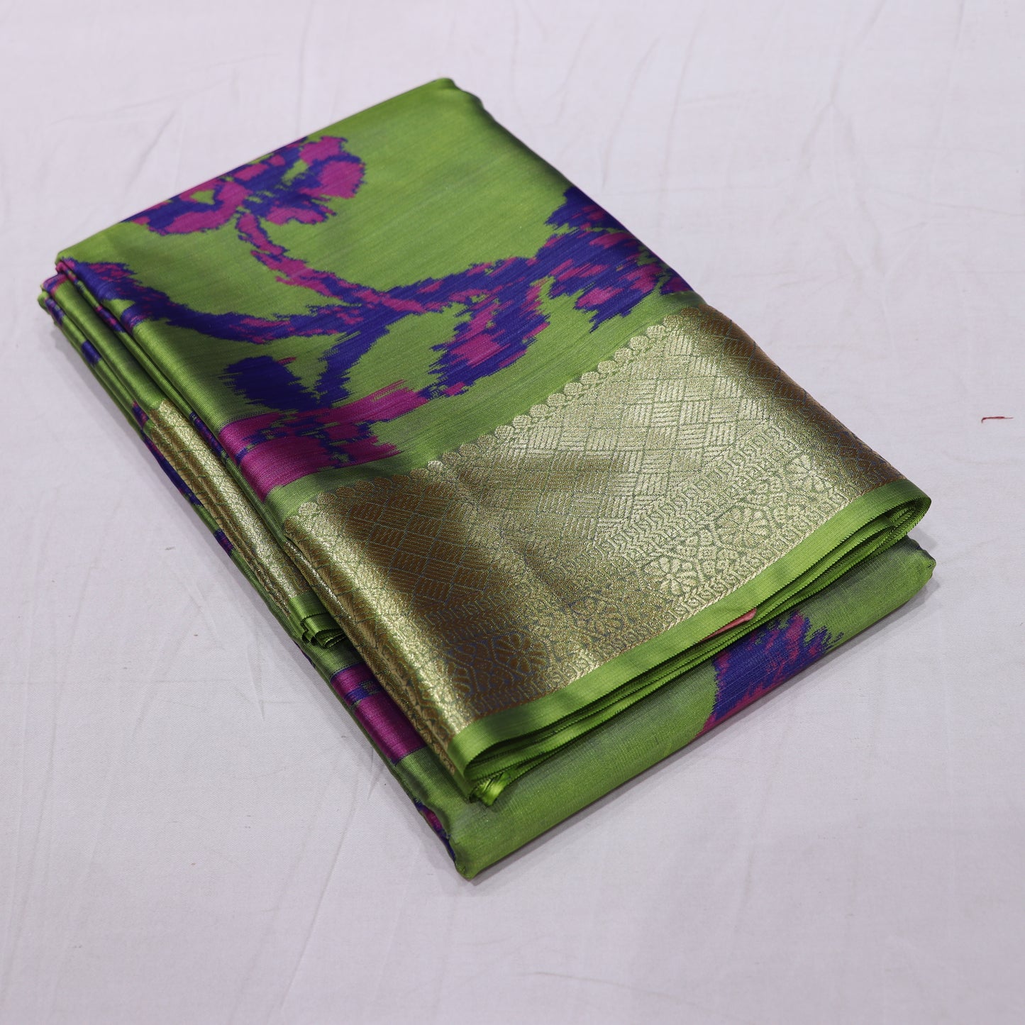 Pure Printed Silk Saree Green Colour - Vaishali Silks