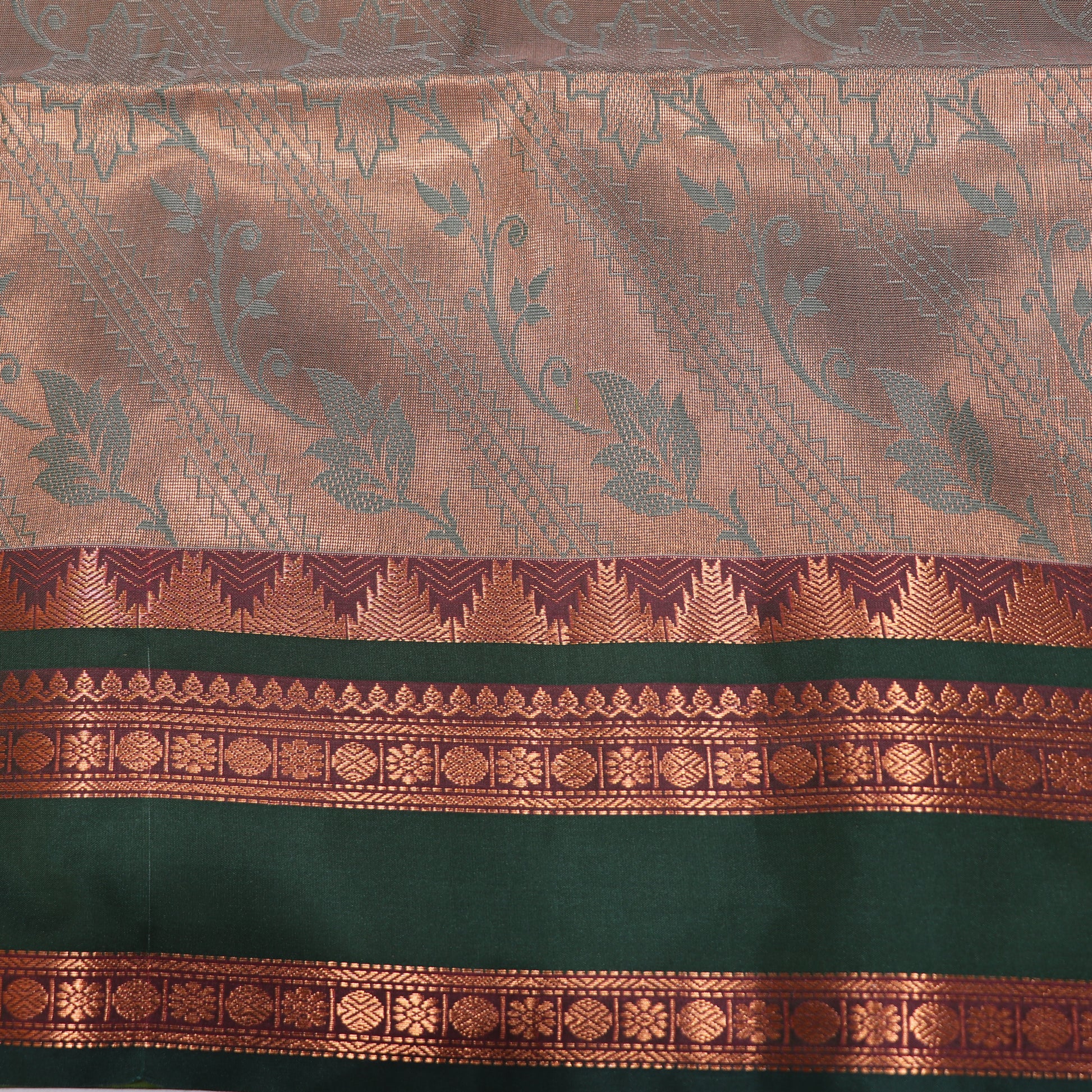 Semi Soft Silk Saree Green Colour - Vaishali Silks