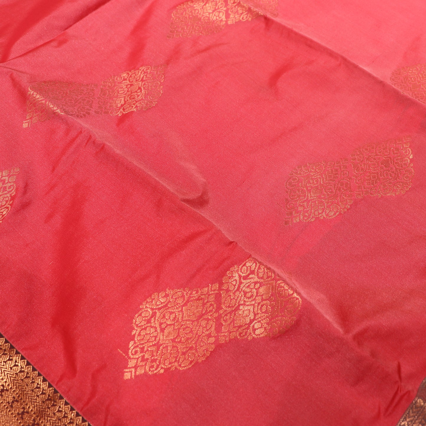 Semi Soft Silk Saree Pink With Green - Vaishali Silks