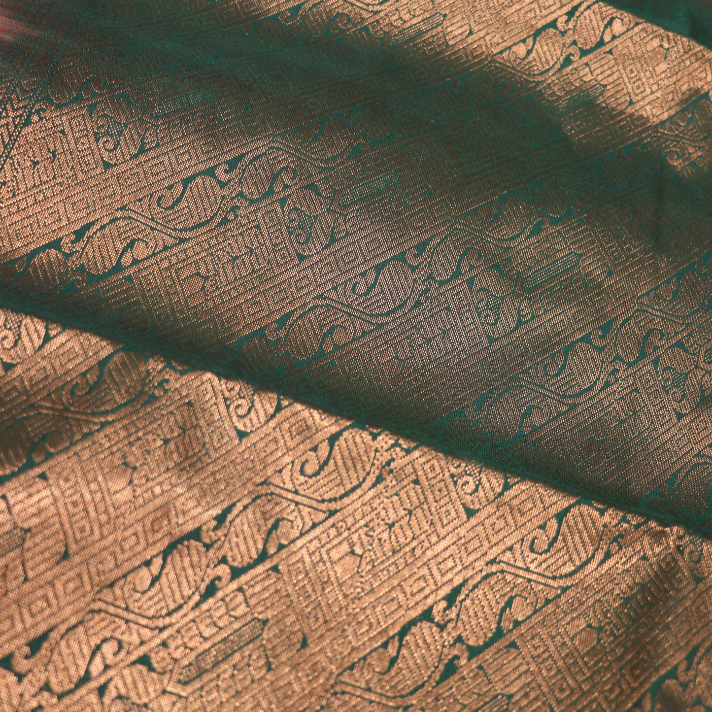 Semi Soft Silk Saree Pink With Green - Vaishali Silks