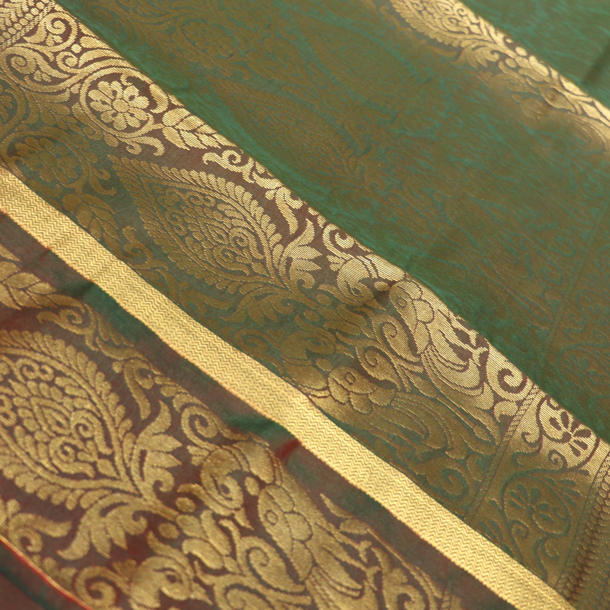Semi Soft Silk Saree Pink With Green - Vaishali Silks