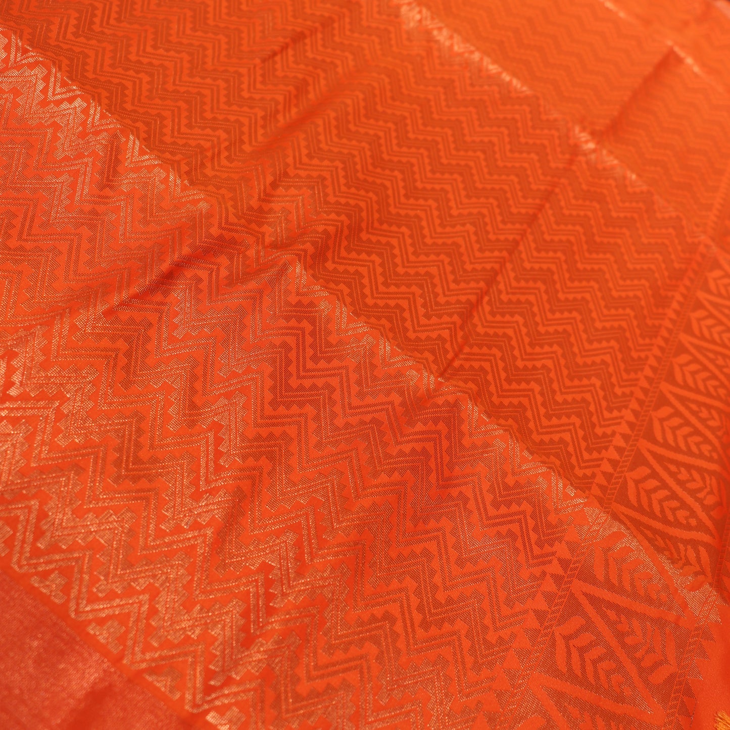 Semi Soft Silk Saree Green  With Orange Colour - Vaishali Silks