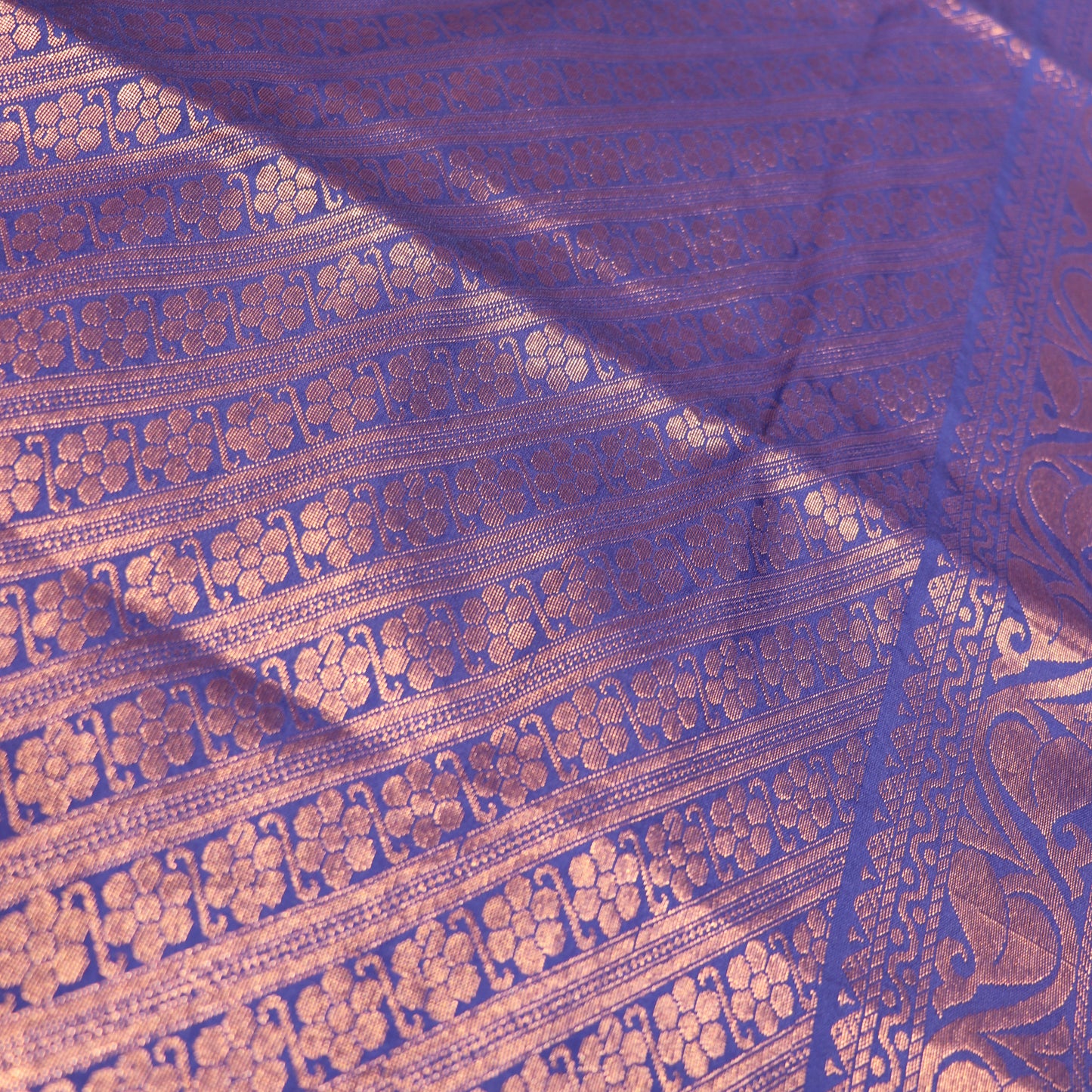 Semi Soft Silk Saree  Green With Blue - Vaishali Silks