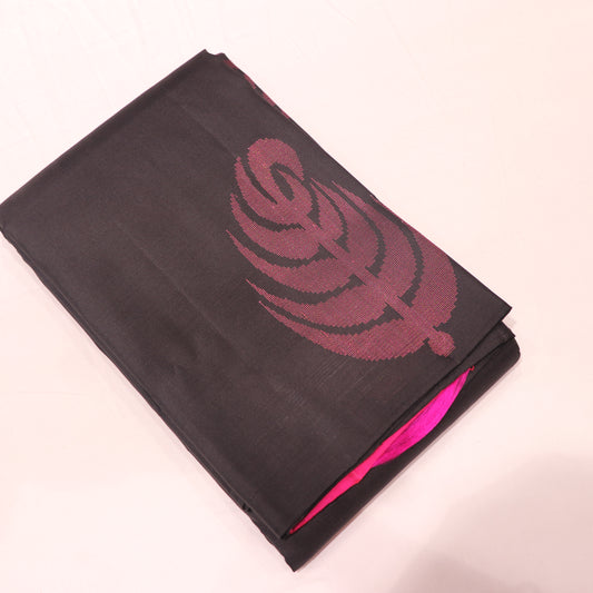 pure Silk Saree Black with Pink coloiur - Vaishali Silks