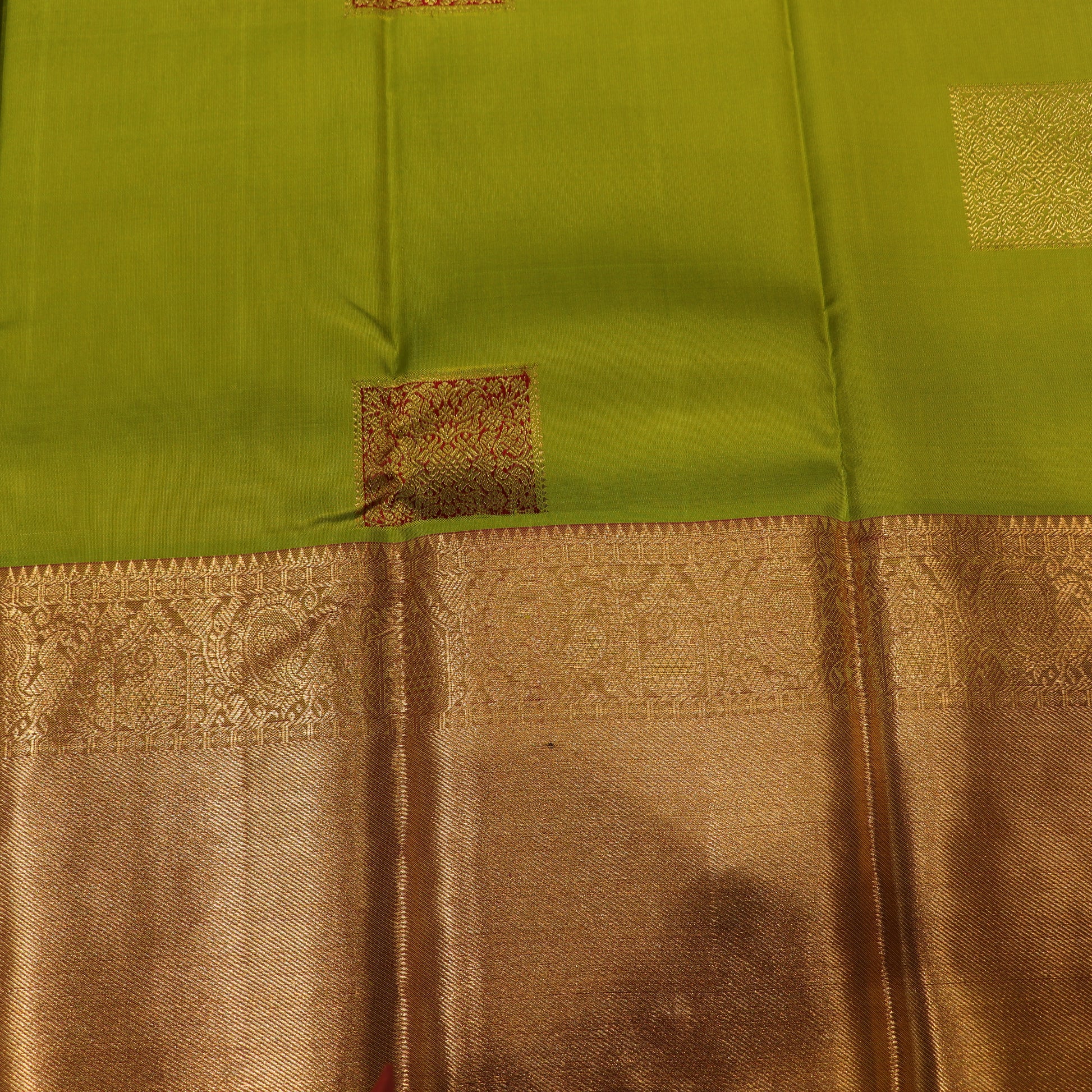 pure Silk Saree  Parrot Green with Red Colour - Vaishali Silks