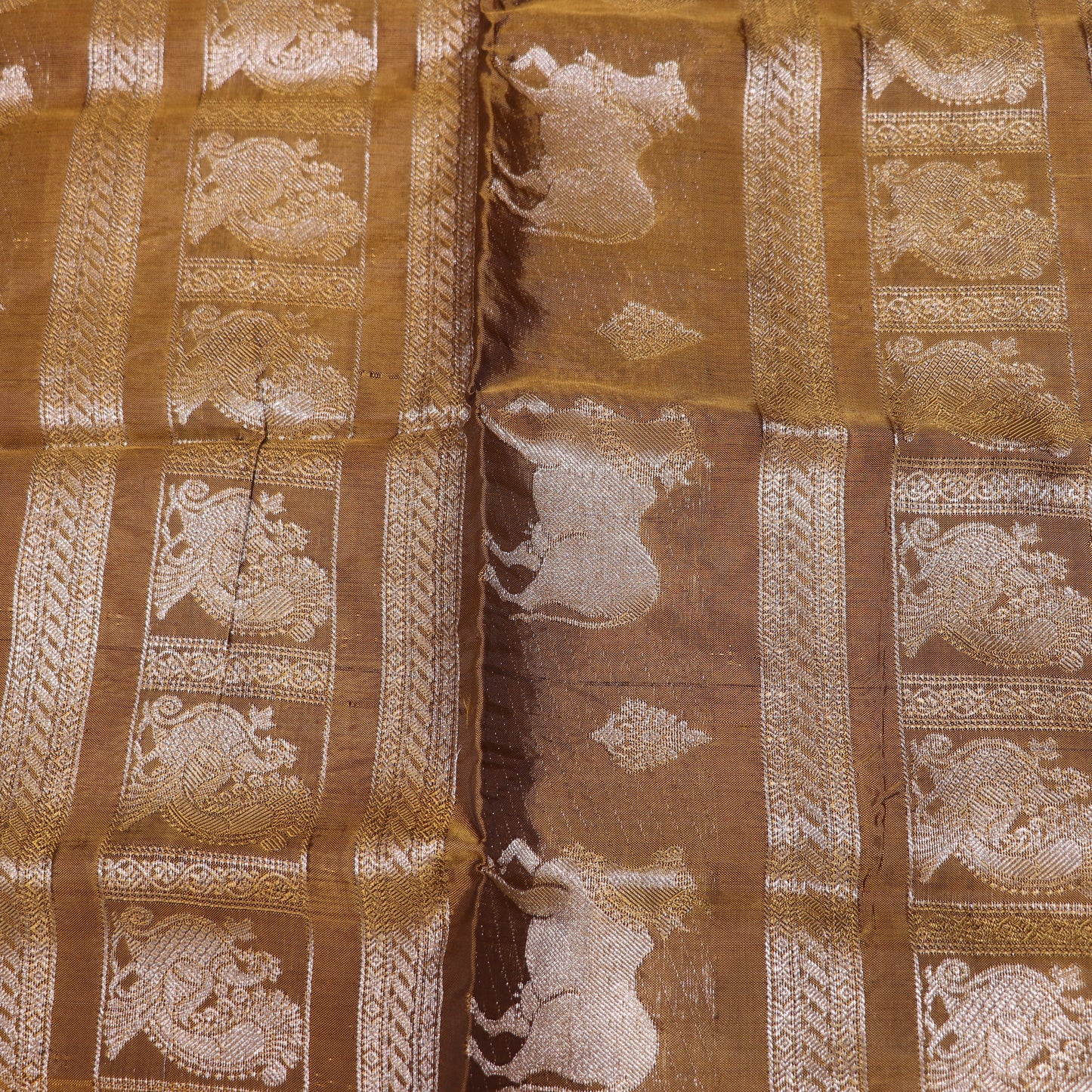 Banana Silk  Saree Peach with  Brown Colour - Vaishali Silks