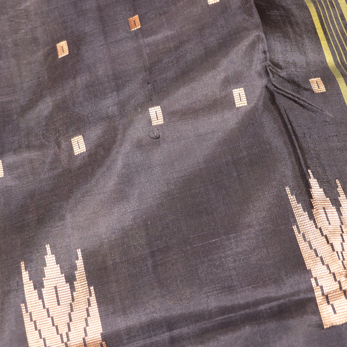 Banana Silk  Saree (WITH OUTBLOUSE) Green With  Black - Vaishali Silks