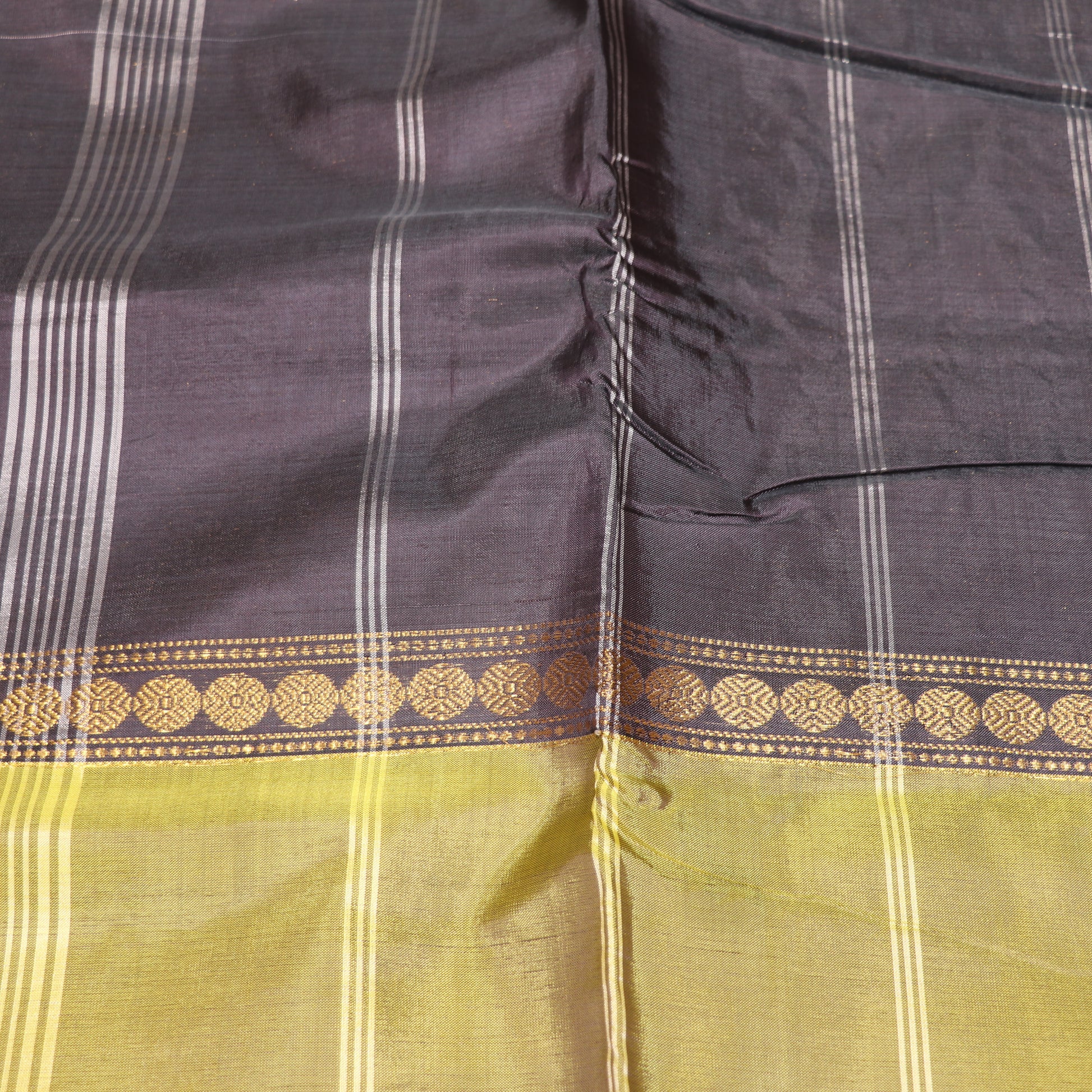 Banana Silk  Saree (WITH OUTBLOUSE) Black  With  Green - Vaishali Silks