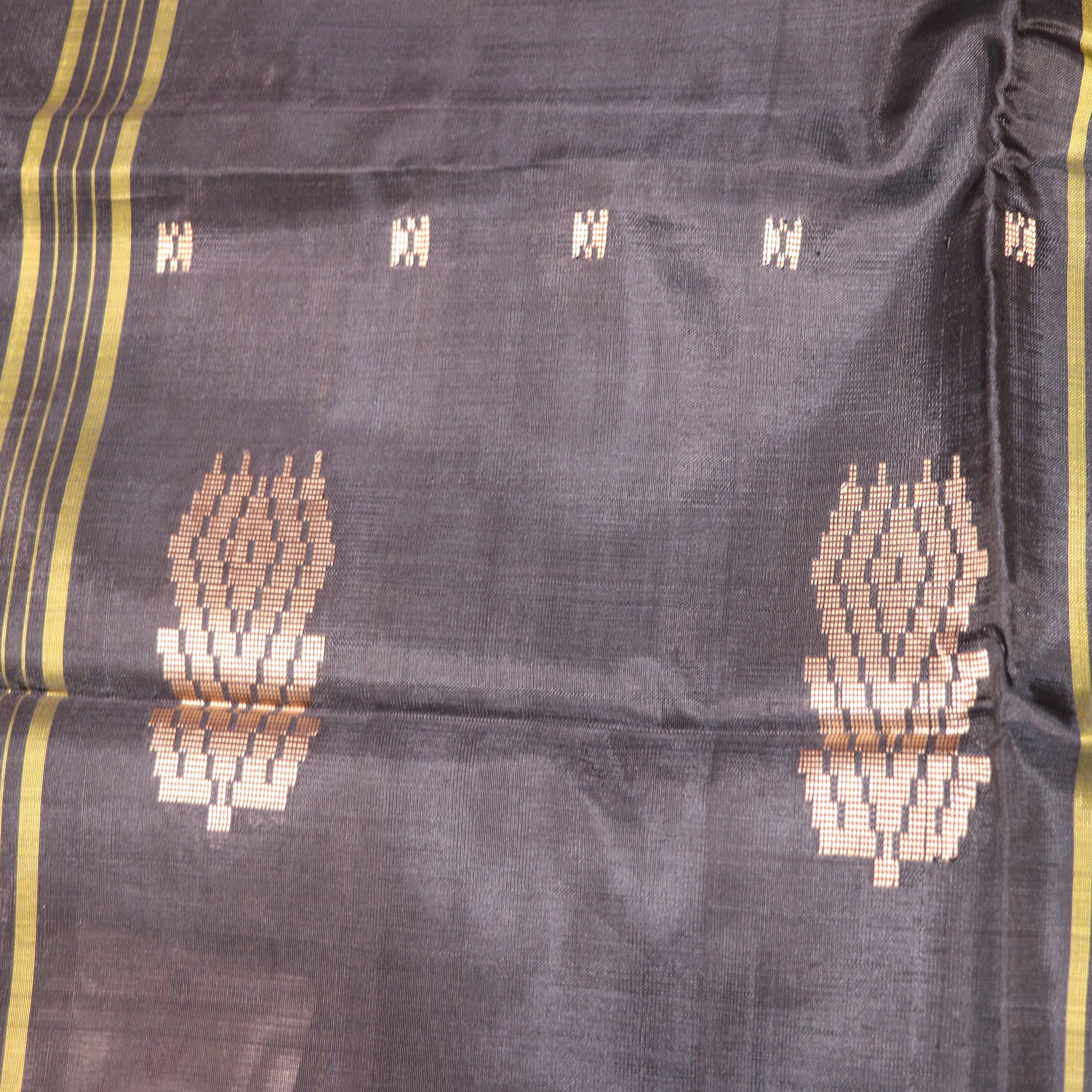 Banana Silk  Saree (WITH OUTBLOUSE) Black  With  Gray - Vaishali Silks