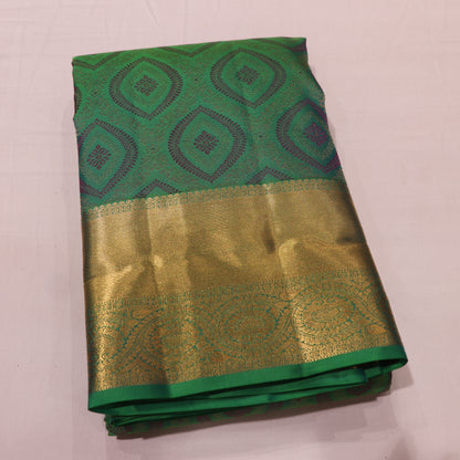 Pure Silk Saree Green  Colour - Vaishali Silks