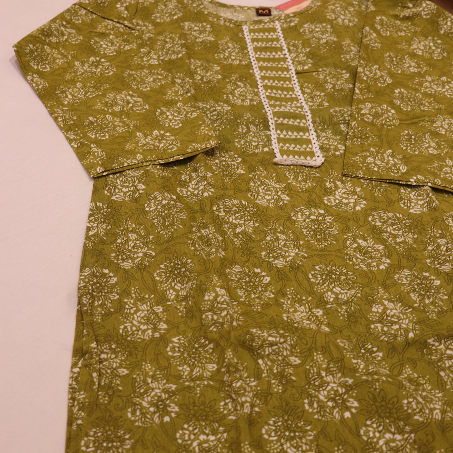 Cotton  Kurti Green  Colour - Vaishali Silks
