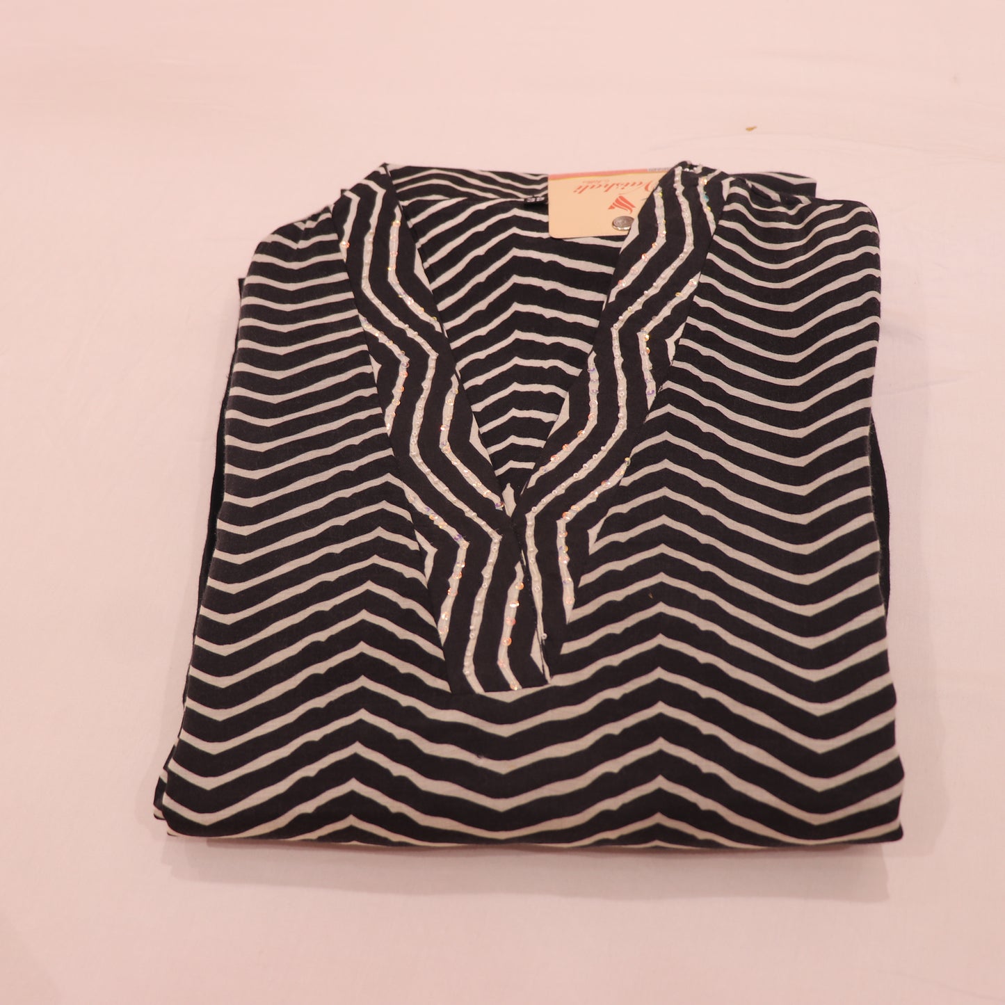 kurti Set  Black colour - Vaishali Silks