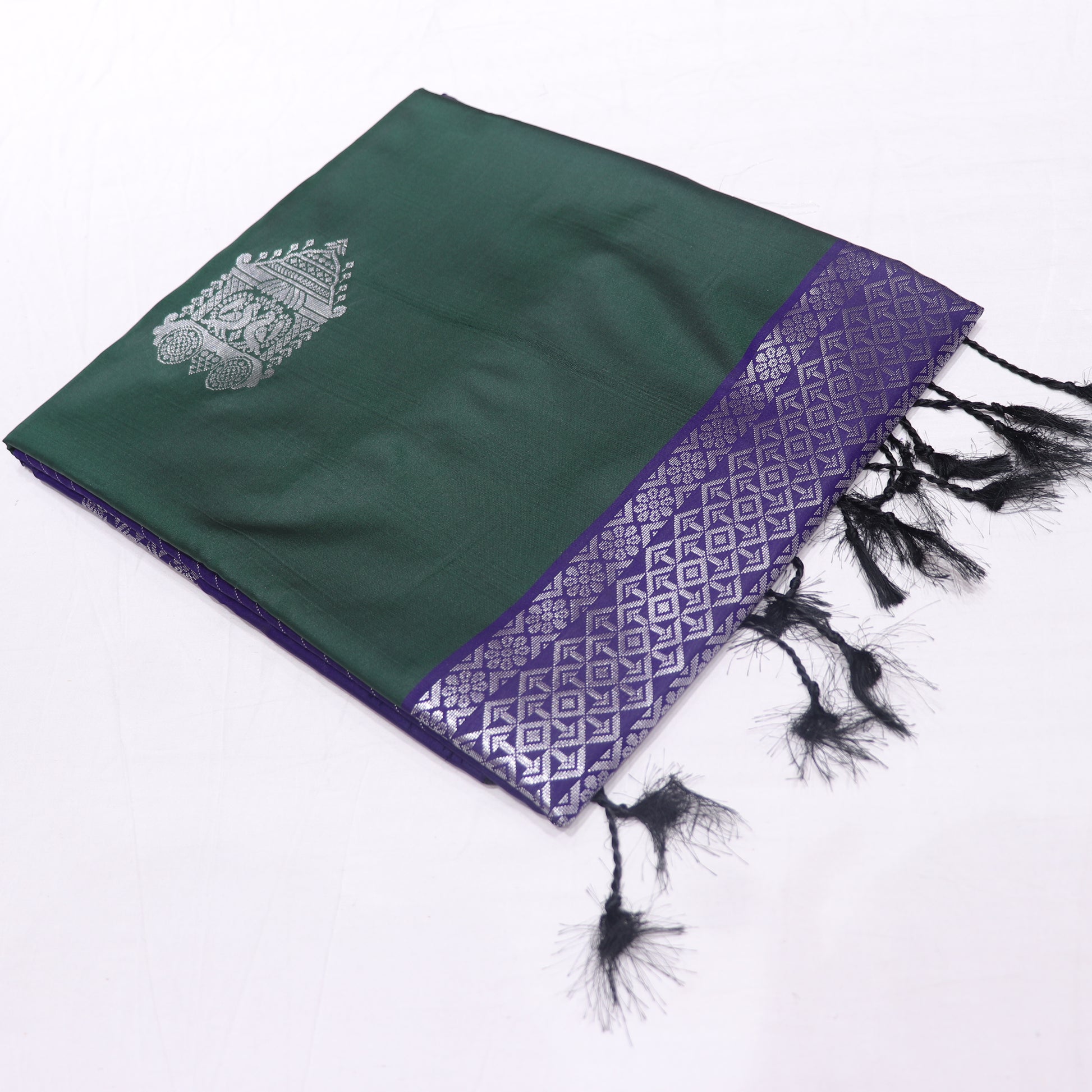 Semi Silk Saree - Vaishali Silks