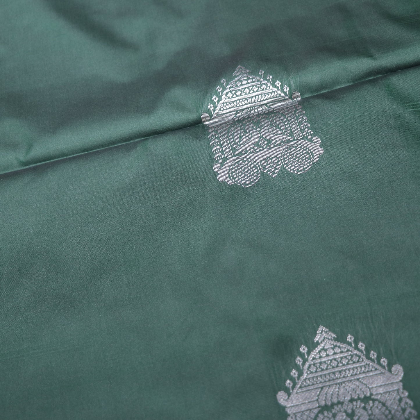 Semi Silk Saree - Vaishali Silks