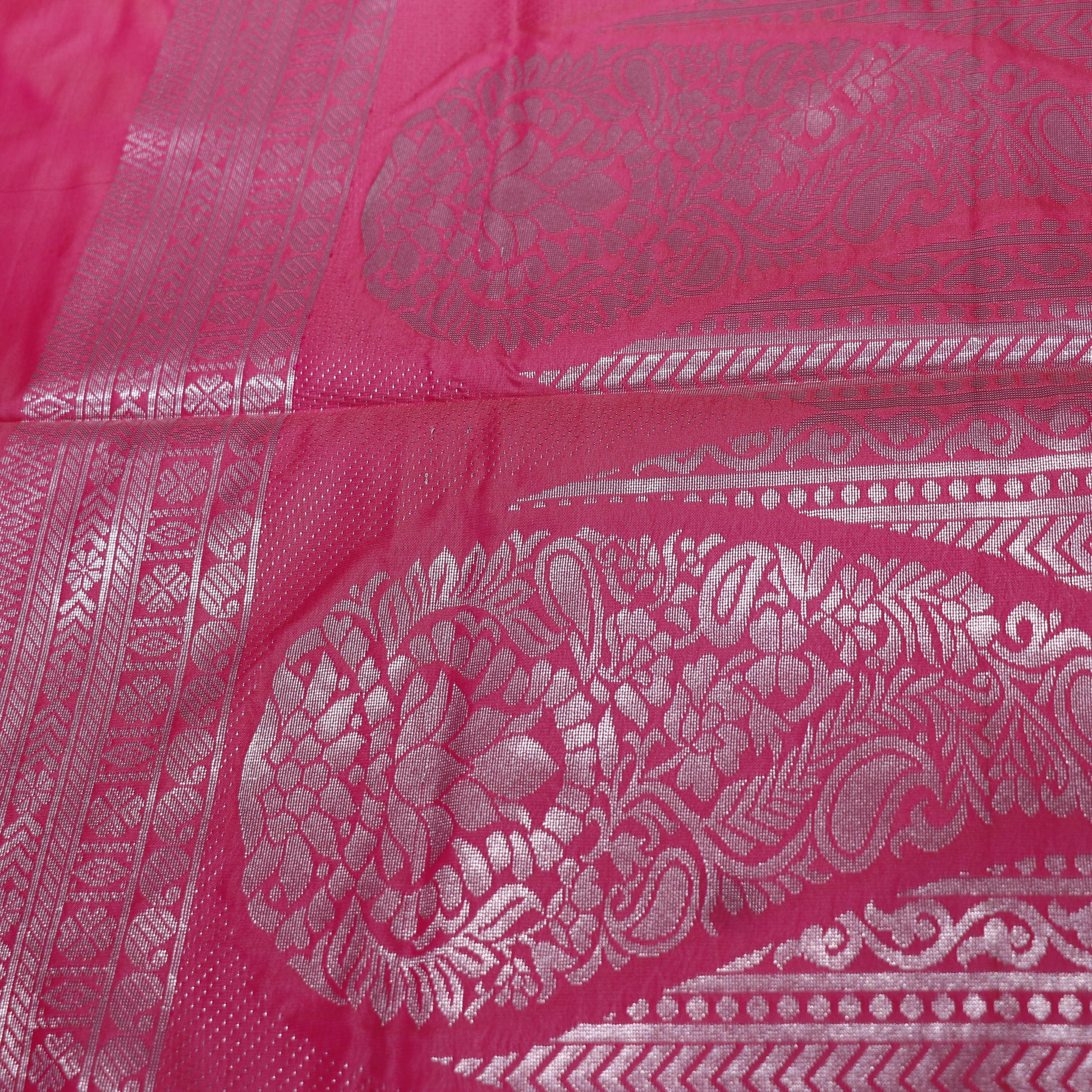 Semi Silk Saree Light Green With Pink Colour - Vaishali Silks