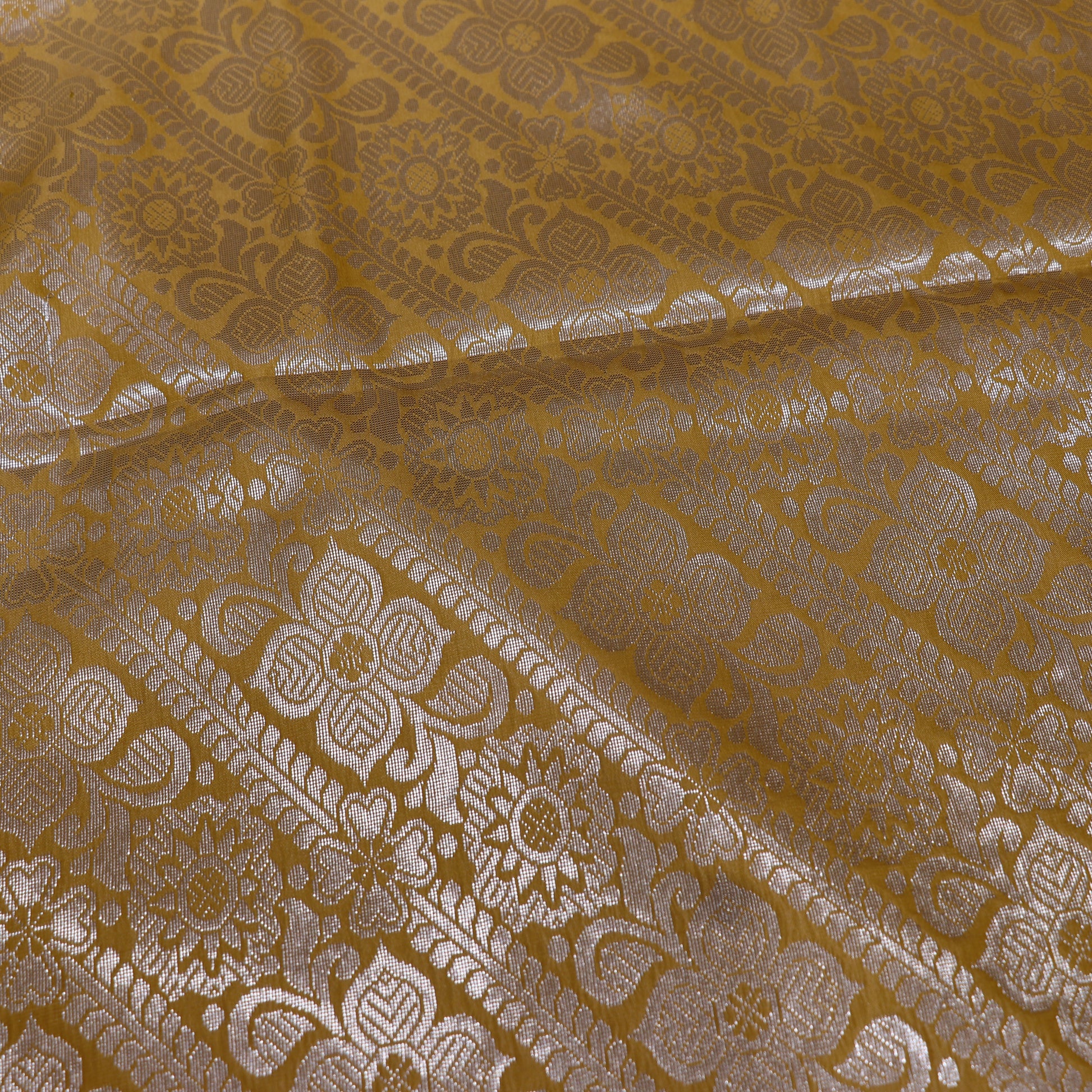 Semi Silk Saree  Pink  Colour - Vaishali Silks