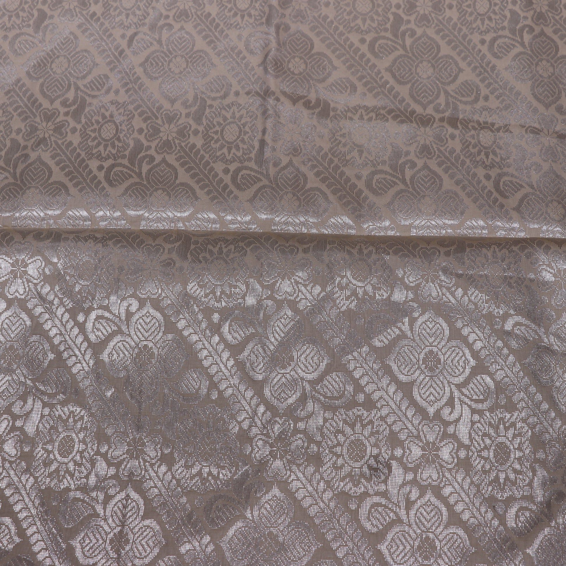 Semi Silk Saree ligth Green  Colour - Vaishali Silks