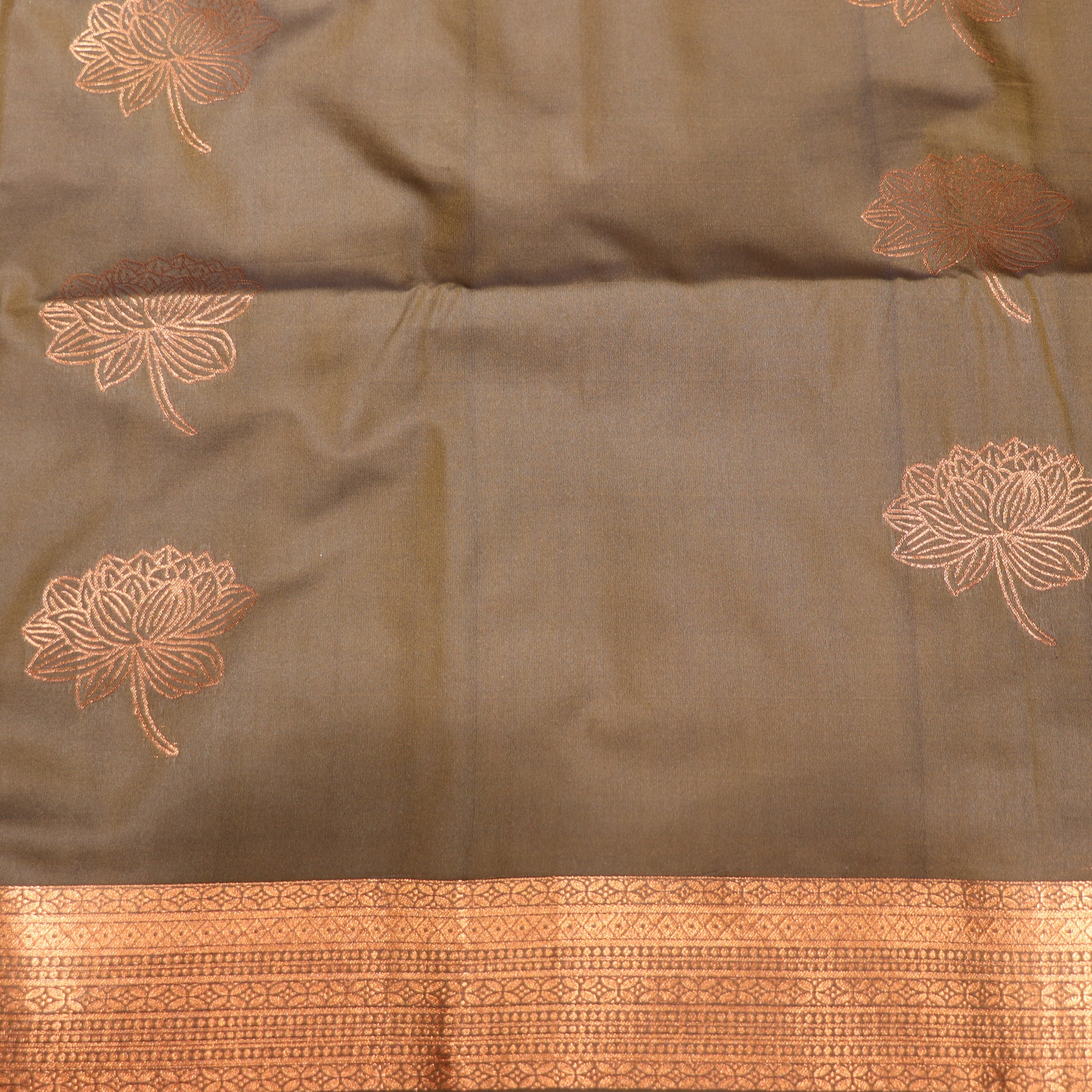 Semi Silk Saree  Green  Colour - Vaishali Silks