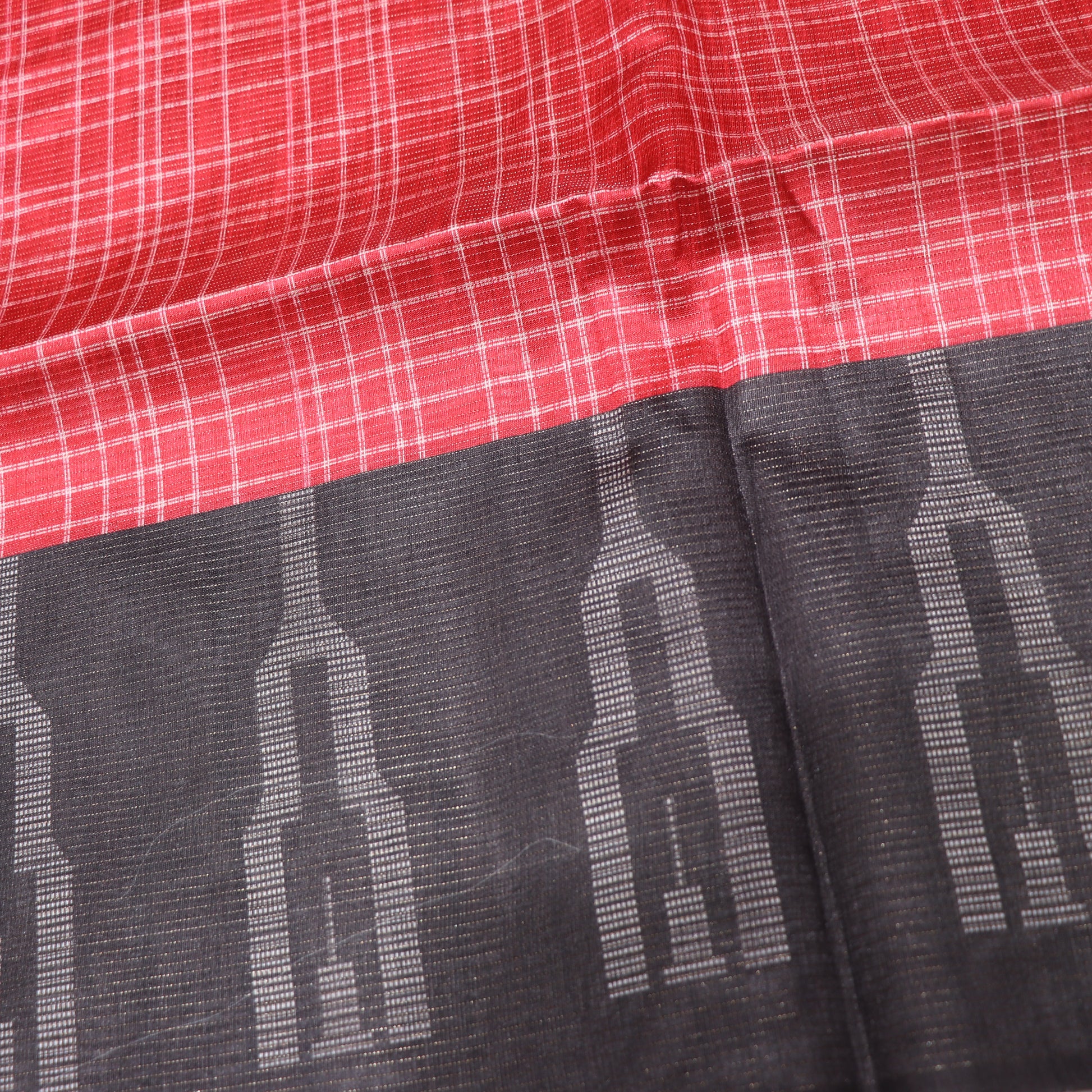 Fancy  Saree Red And Black  Colour - Vaishali Silks
