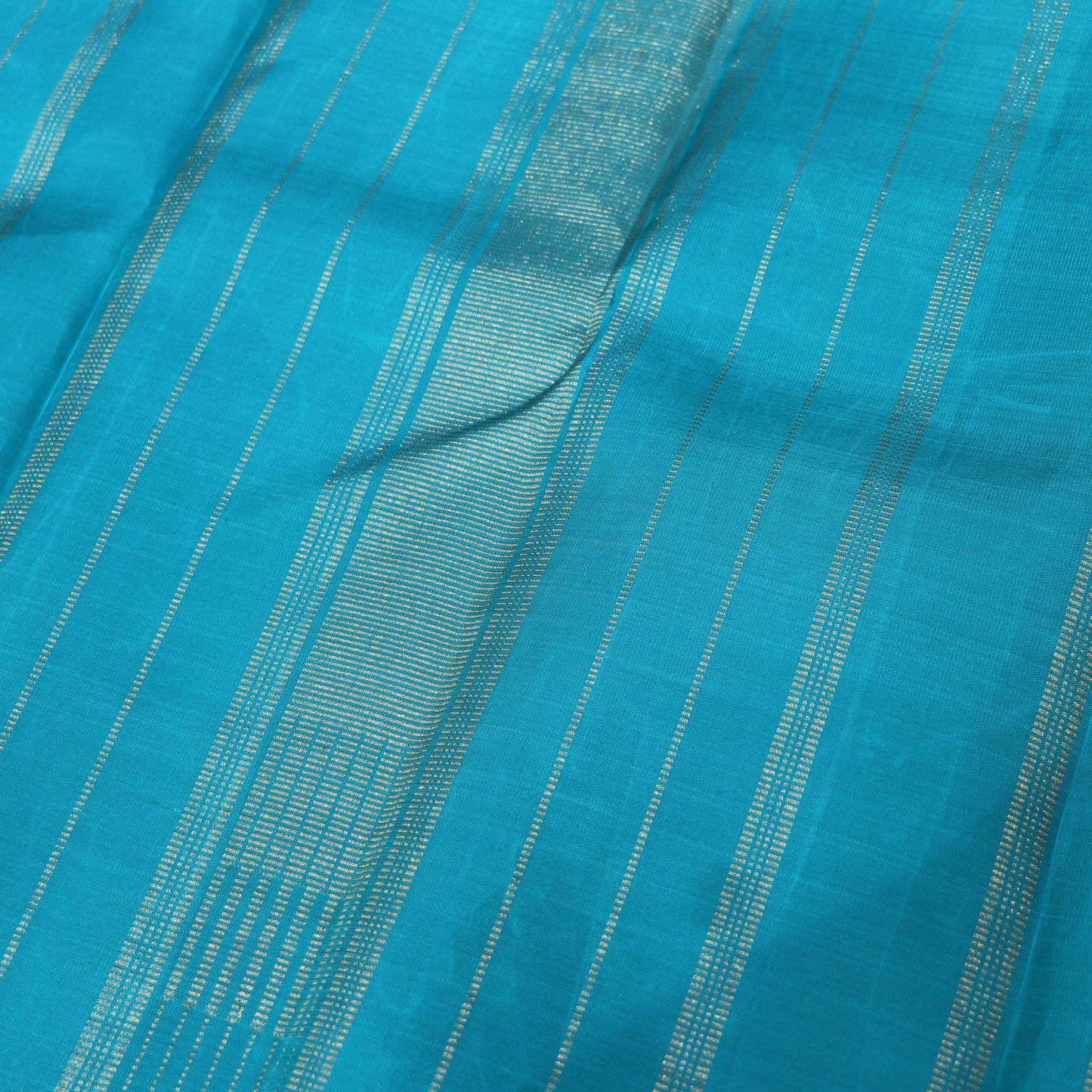 Pure Silk Saree  Green With Blue - Vaishali Silks