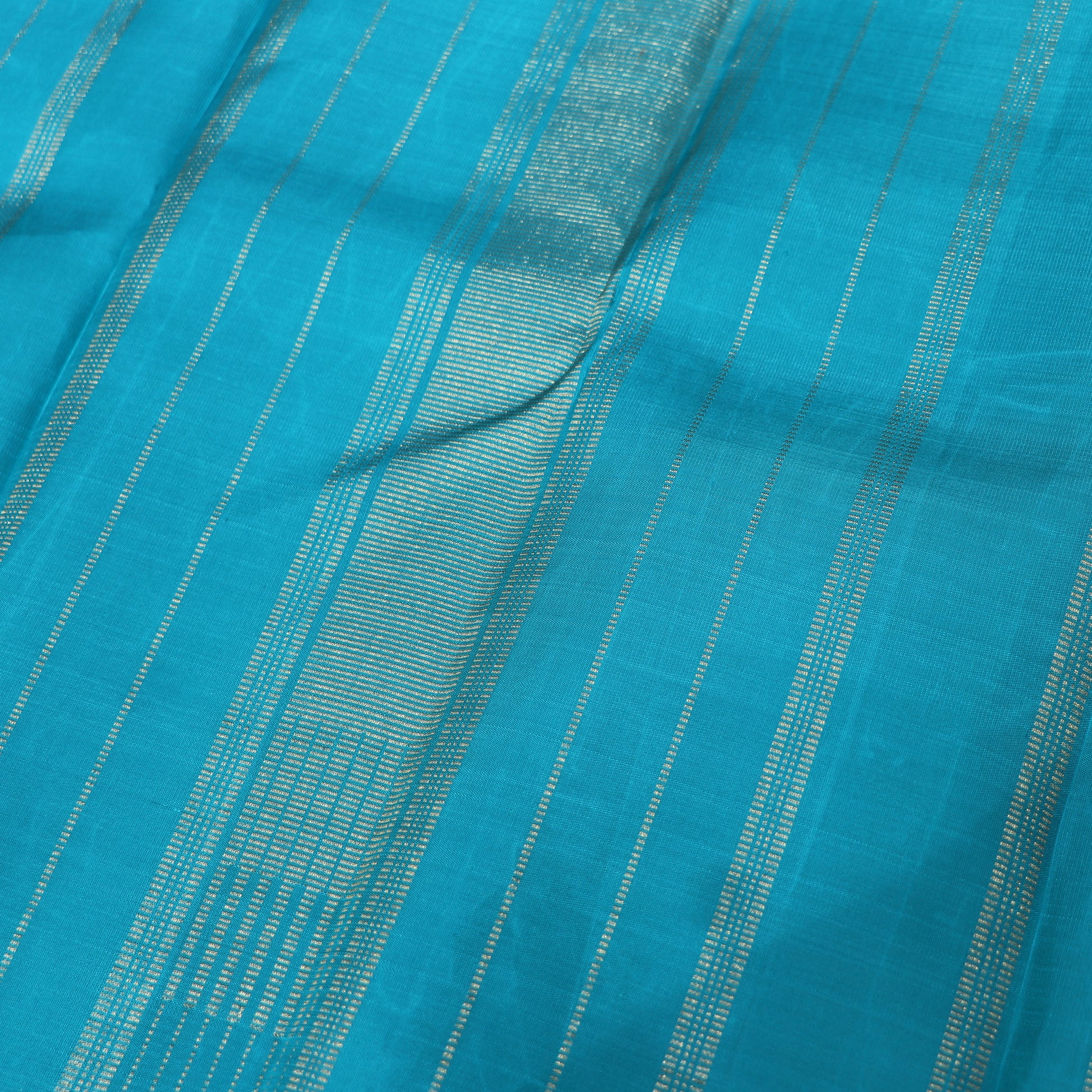 Pure Silk Saree  Green With Blue - Vaishali Silks