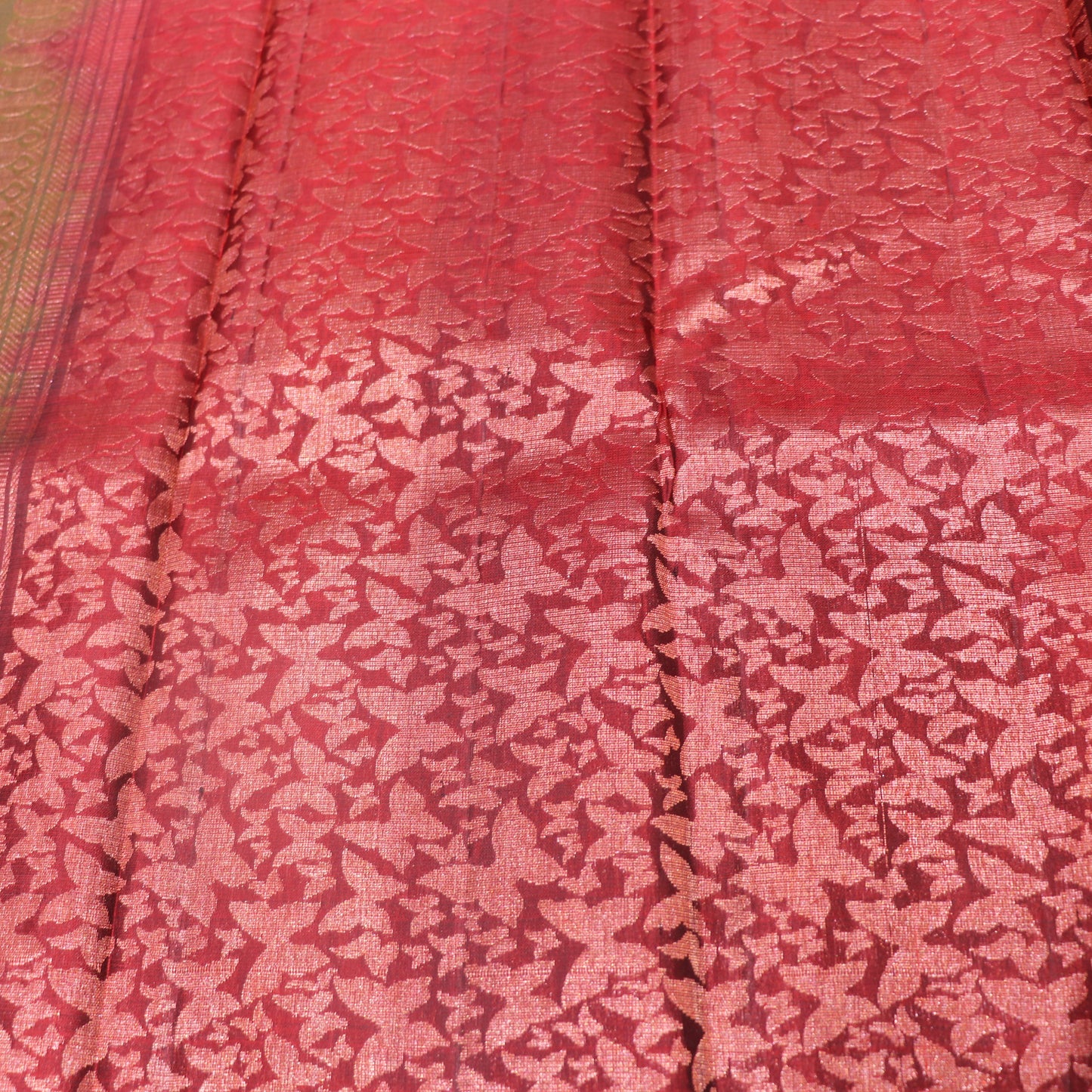 Pure silk Dark Green with  Red Colour - Vaishali Silks