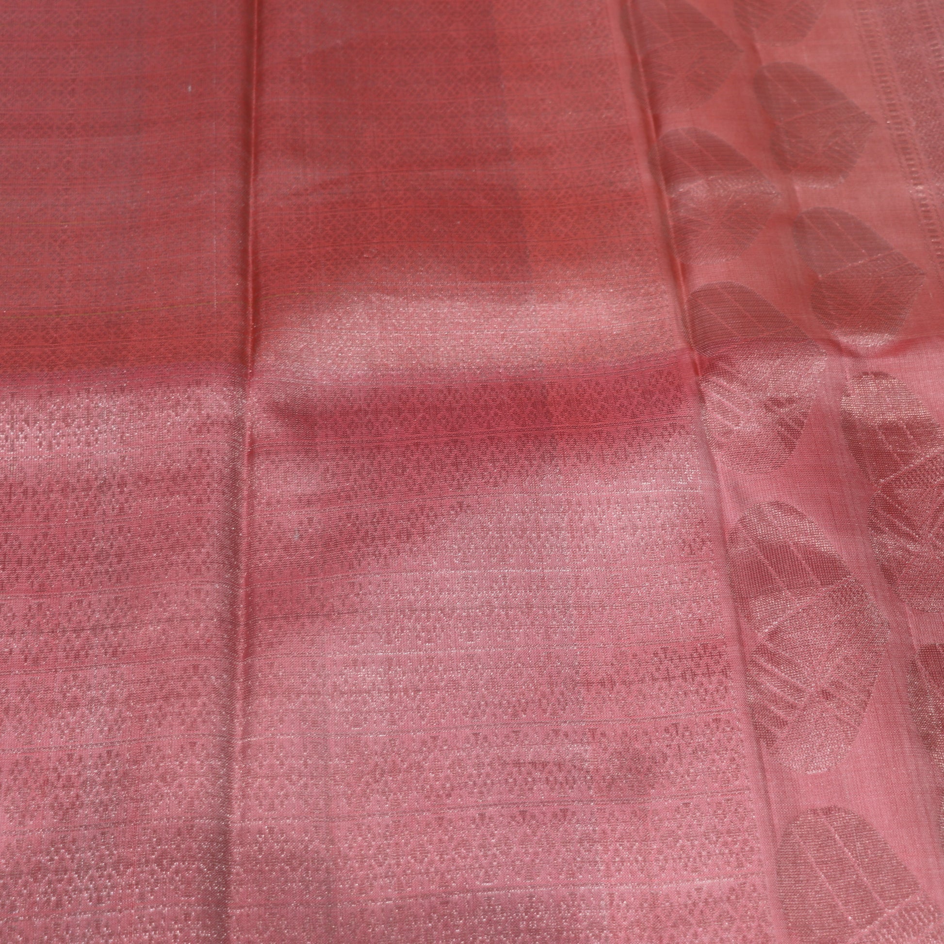 Pure Silk  Saree Green With  Peach Colour - Vaishali Silks