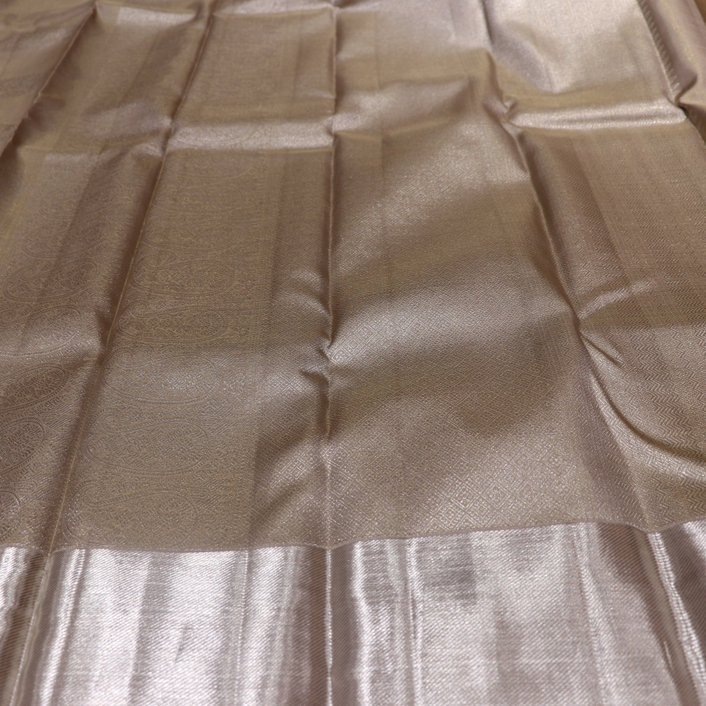 Pure Silk  Saree   Light Green  Colour - Vaishali Silks