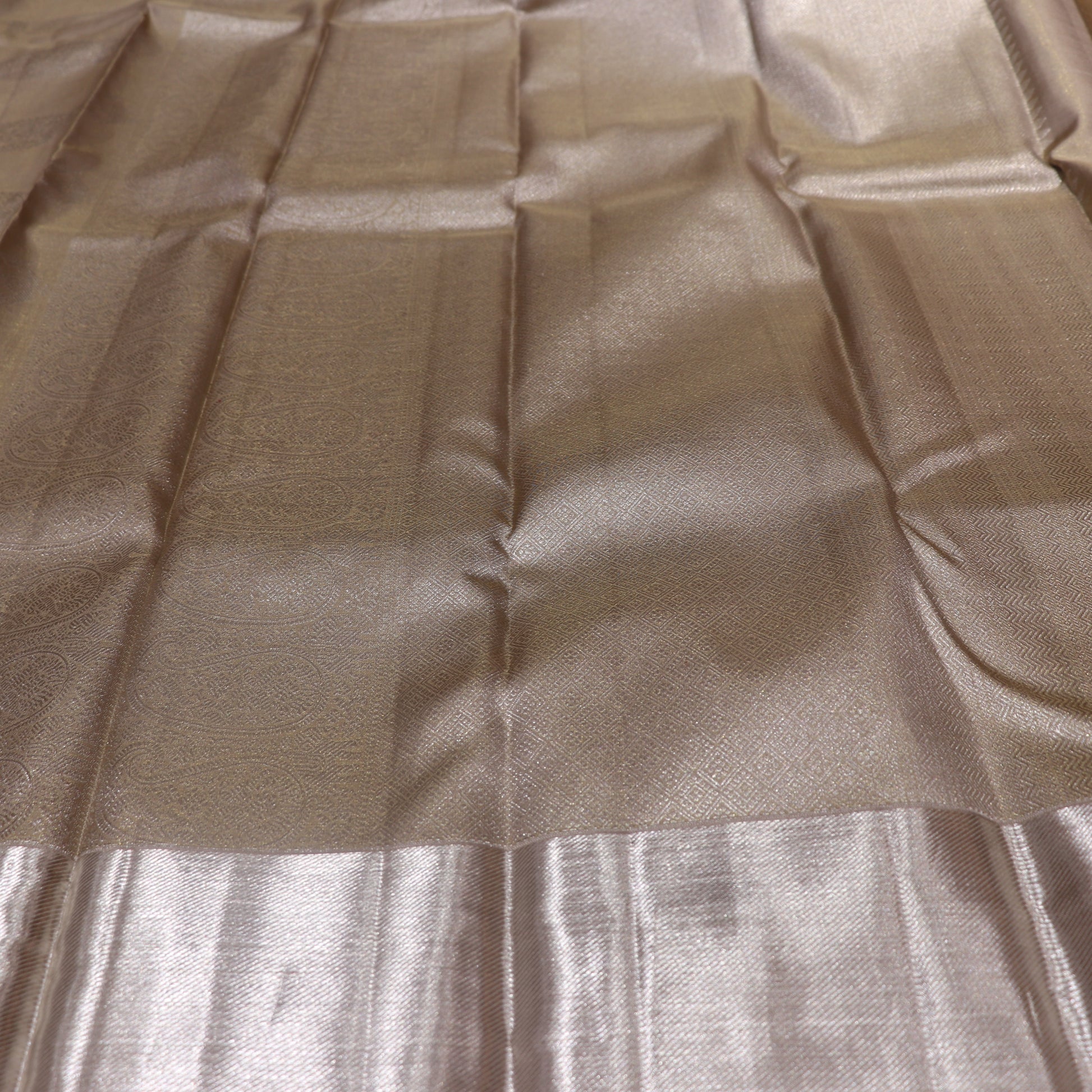 Pure Silk  Saree   Light Green  Colour - Vaishali Silks