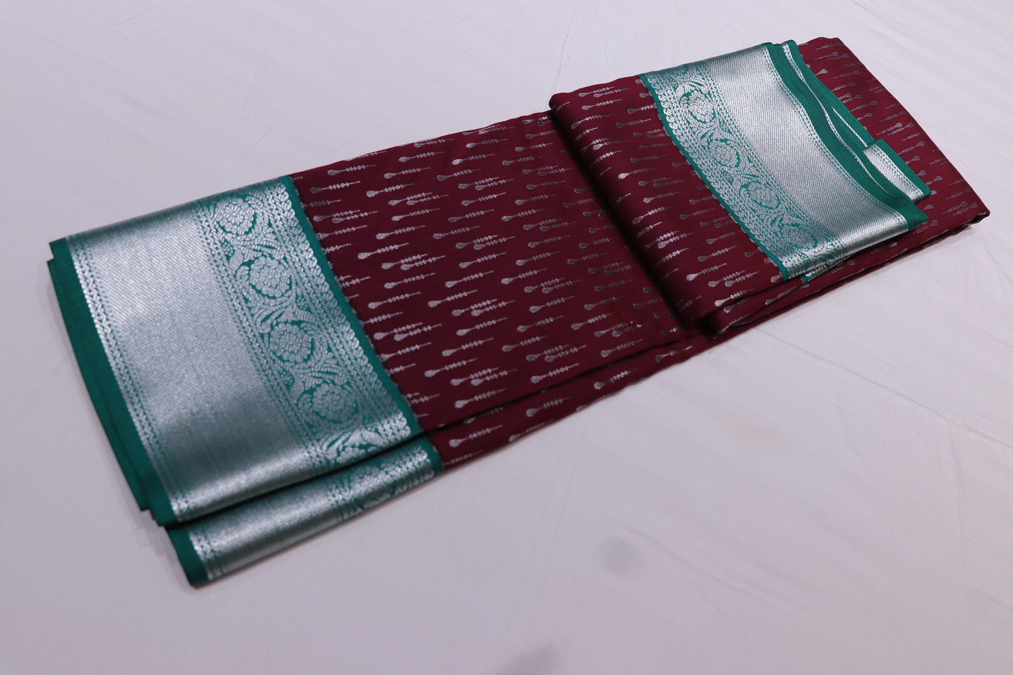 Silk  saree   maroon with Green