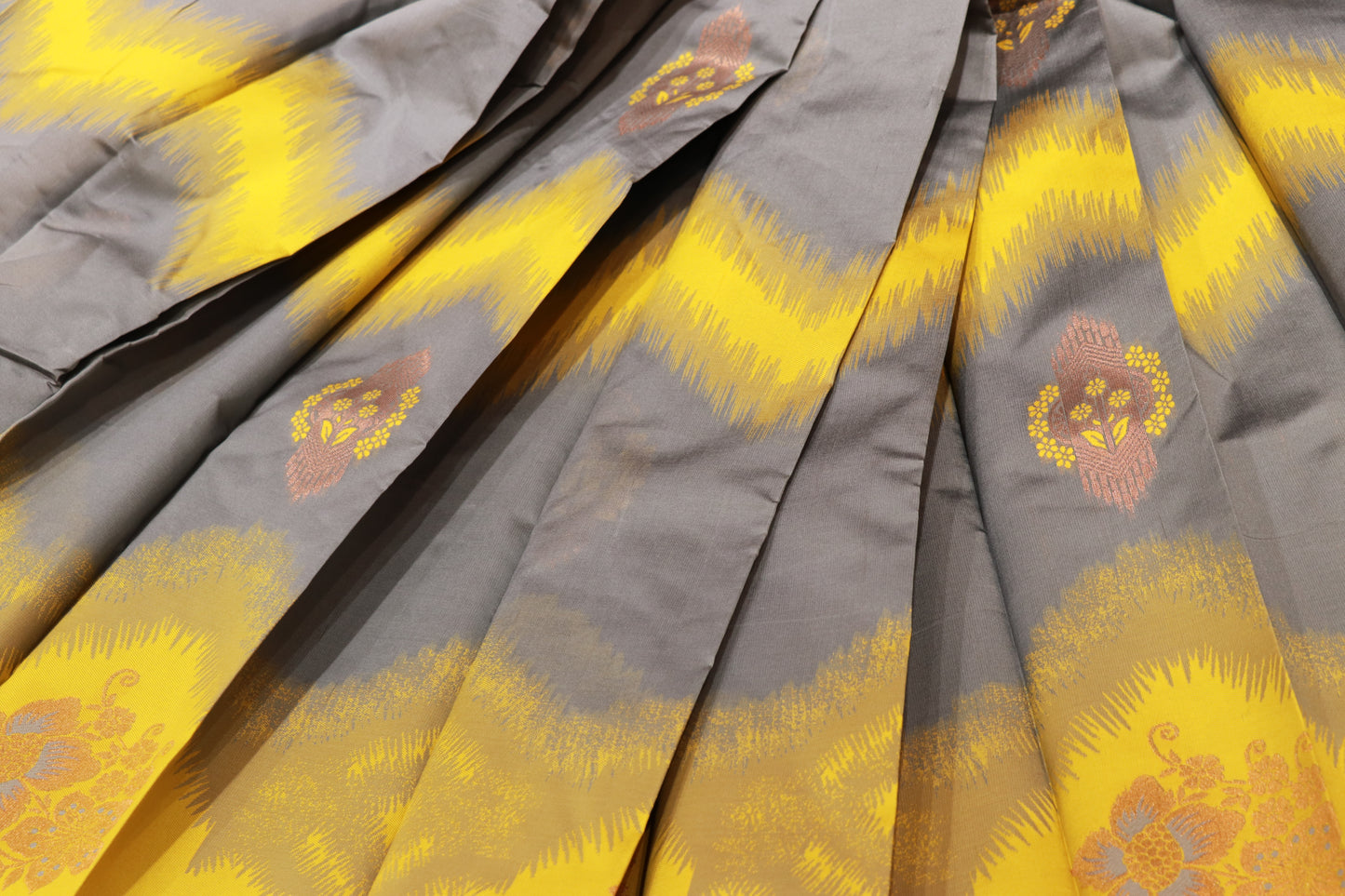 Semi  Silk    Grey with  mustand saree