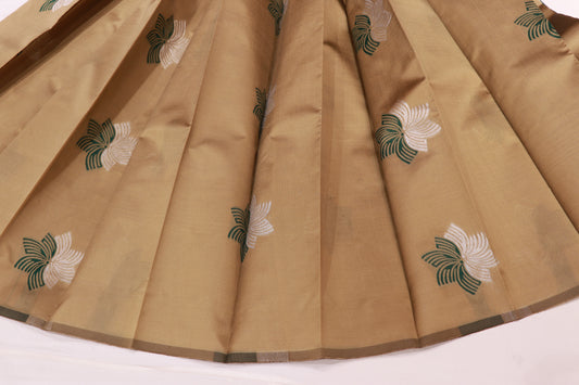 Semi  Silk  sandal with green saree