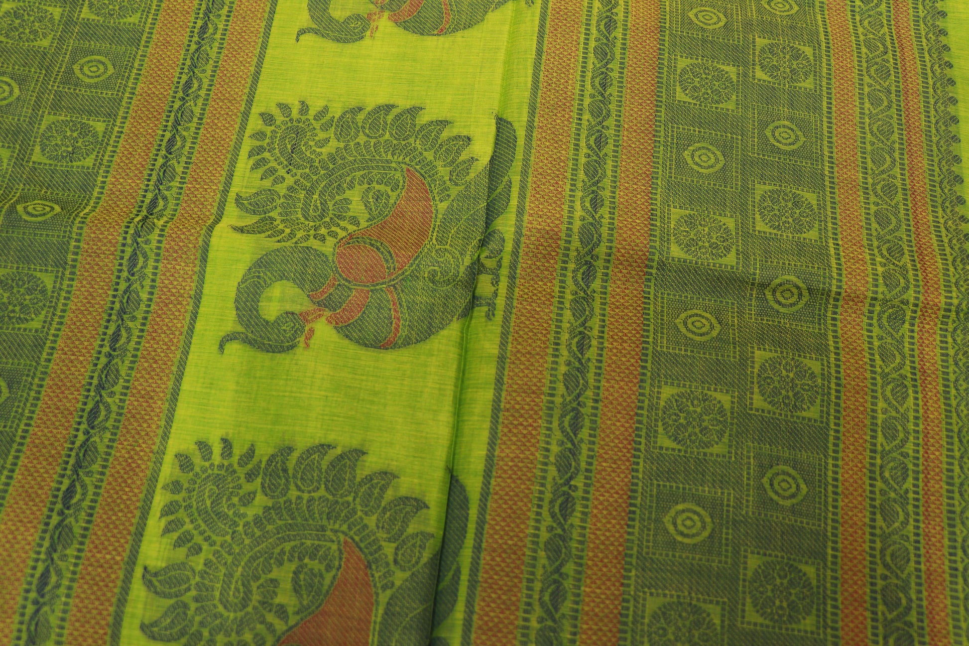 Cotton Saree  Green Colour - Vaishali Silks