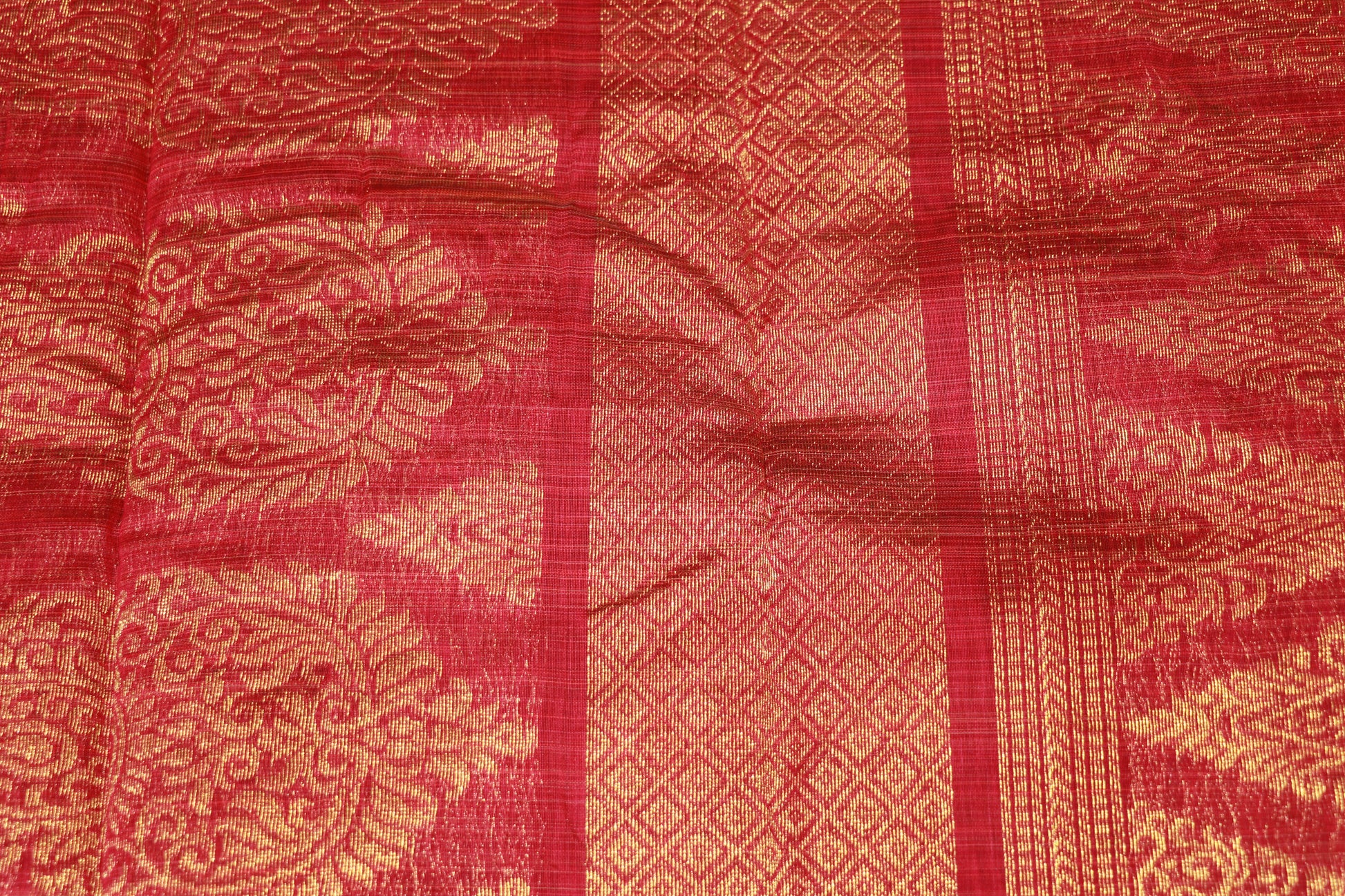 Silk  Cotton  Saree  Red Colour - Vaishali Silks