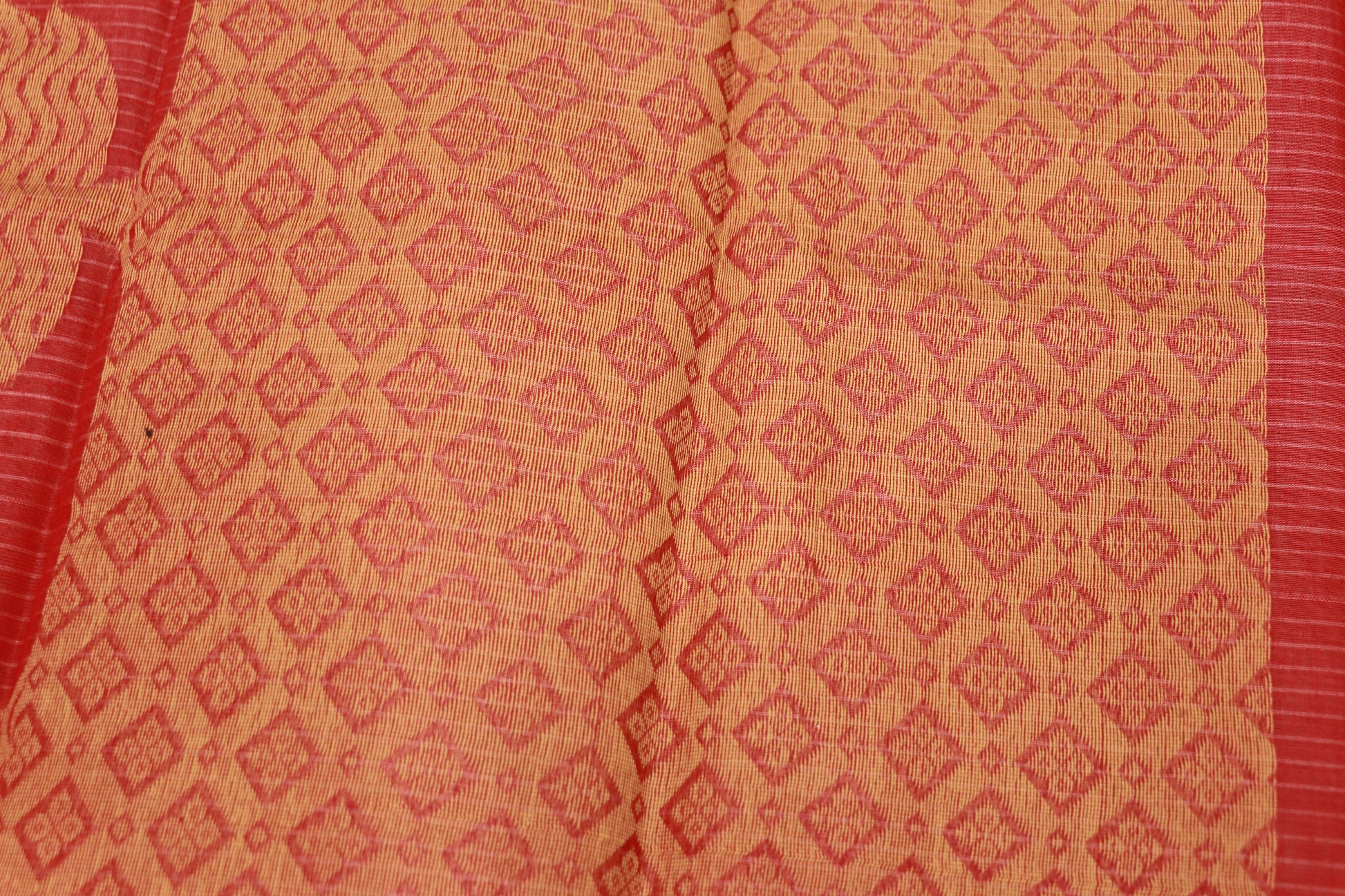 Silk  Cotton Saree  Peach  Colour - Vaishali Silks