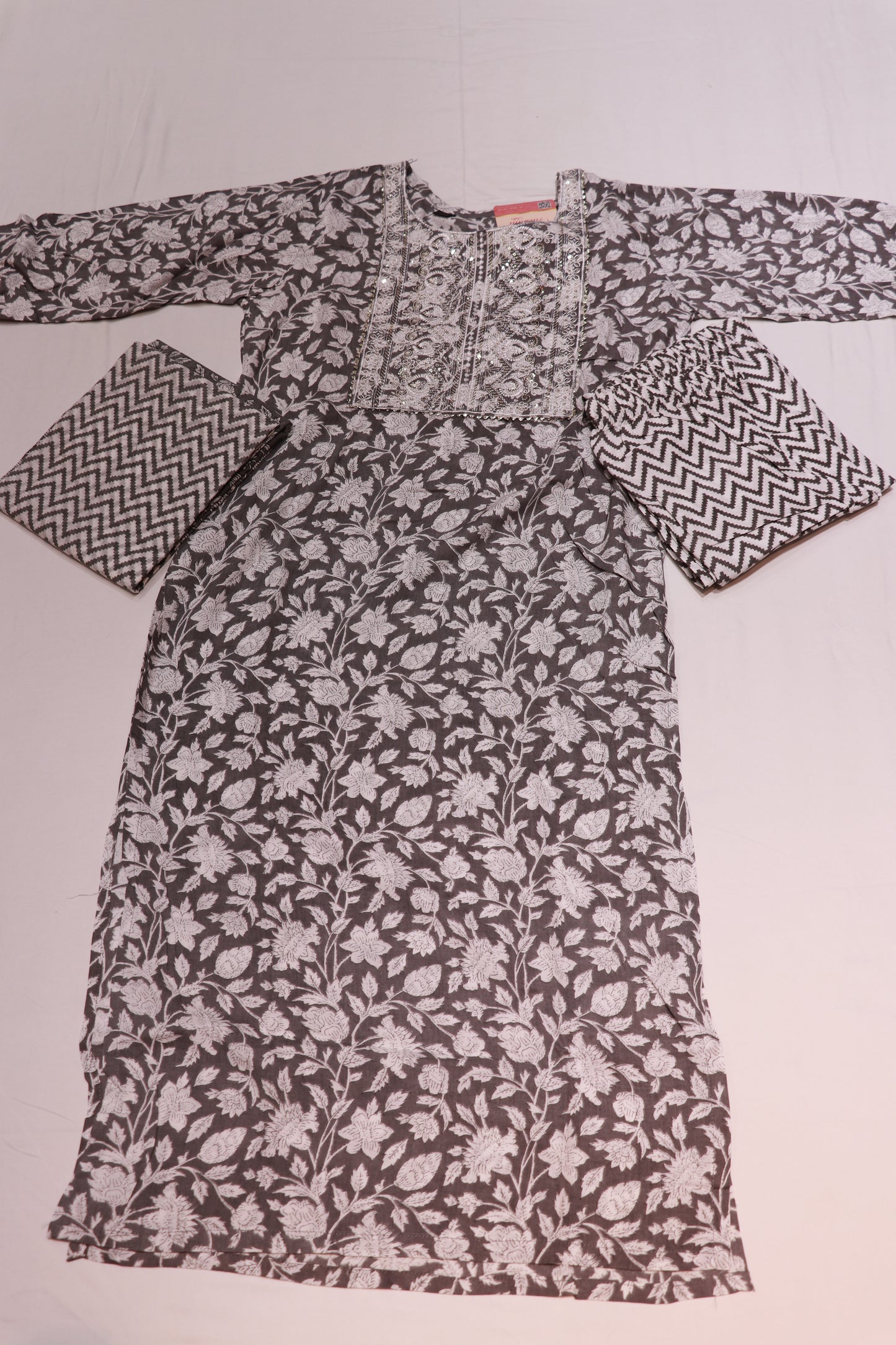 Cotton Gray Colour   Kurthi set - Vaishali Silks