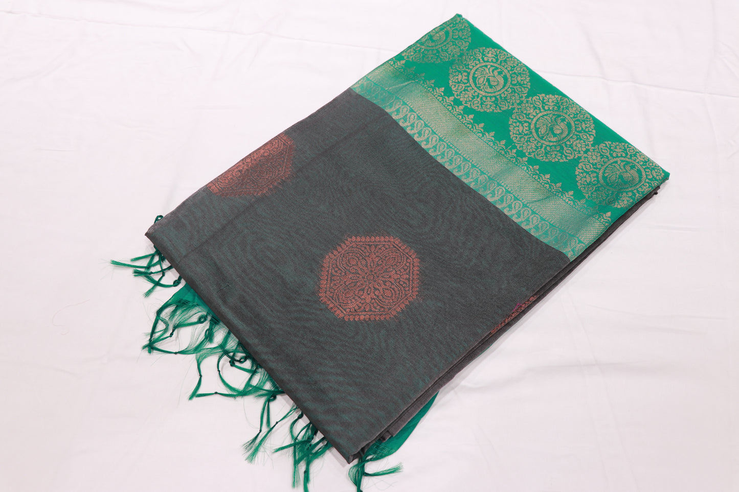 Silk Cotton  Saree Grey With Ramar Green - Vaishali Silks