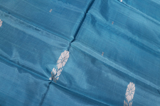 Bnana silk Blue With Mustard Cloure
