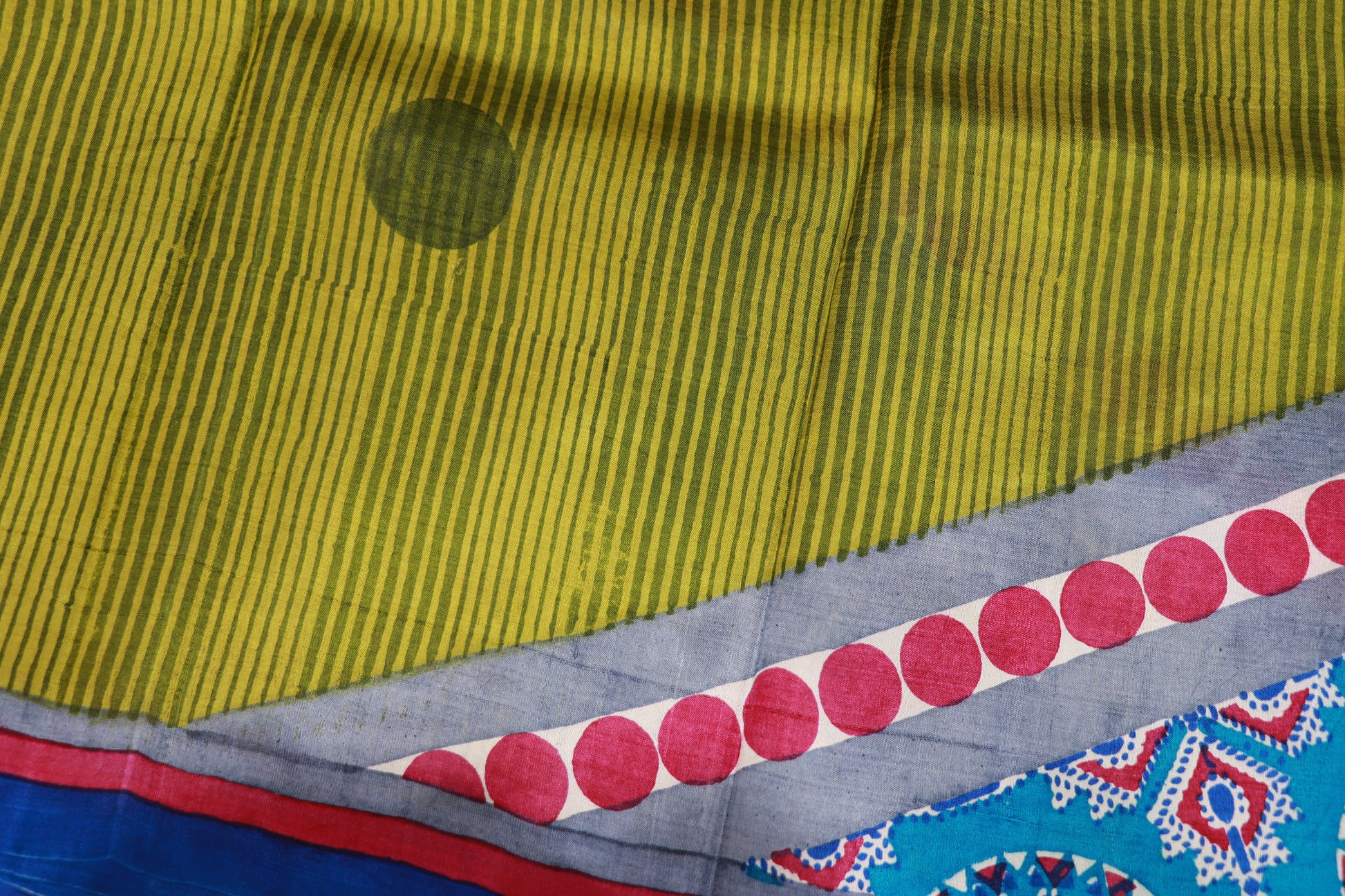Tusser saree Green With Red - Vaishali Silks