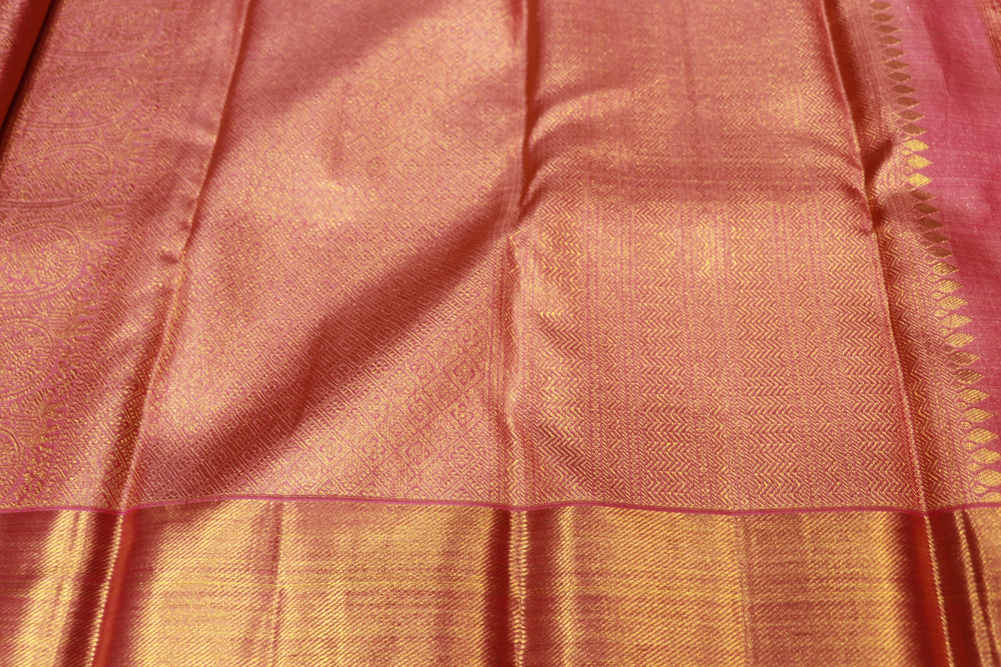 Pure Silk Saree   Pink  Colour