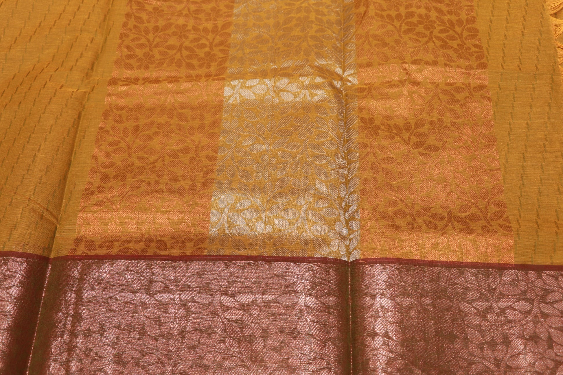 Cotton Saree Green With  Meroon Colour - Vaishali Silks