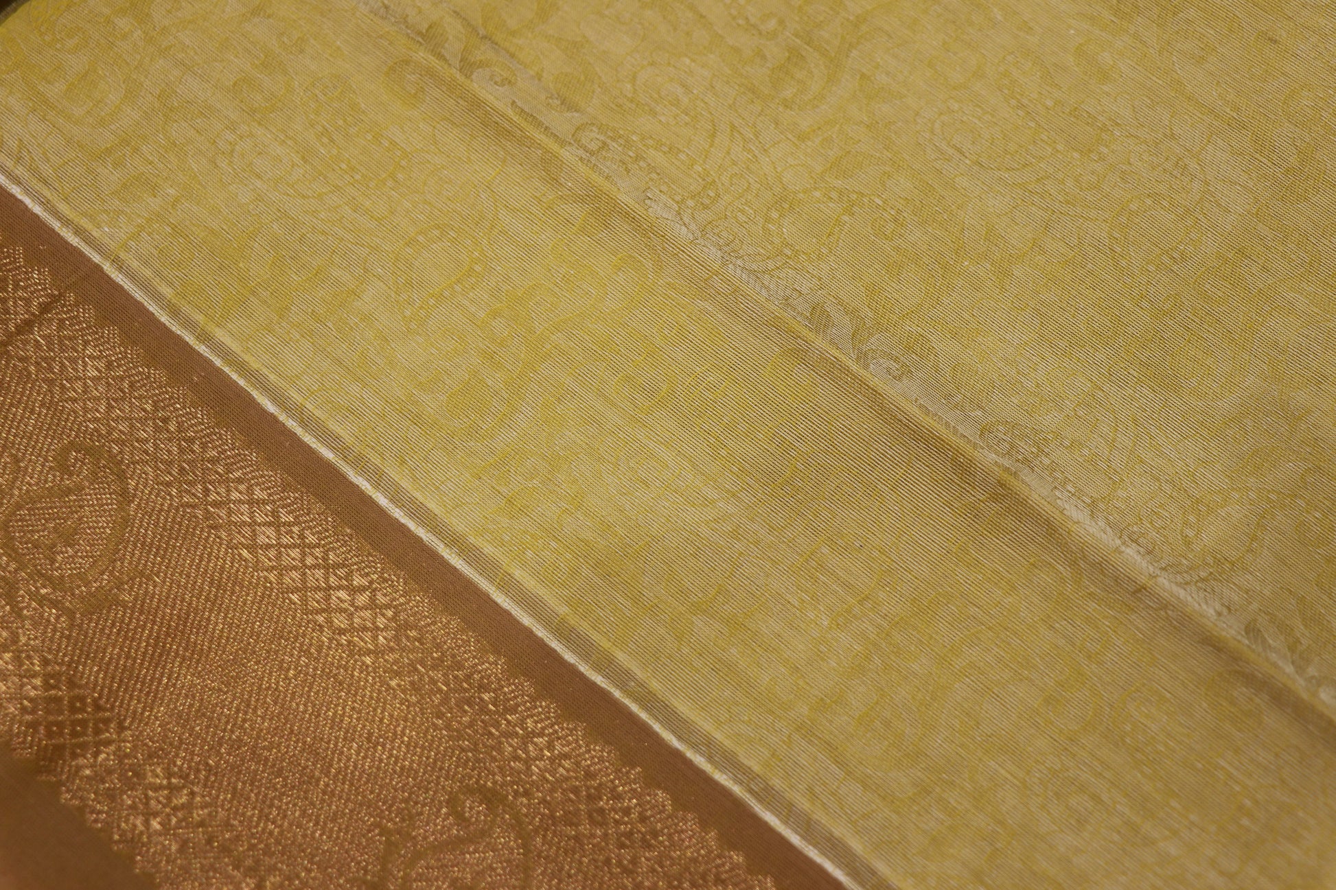 Cotton Saree Pista  Green  Colour - Vaishali Silks