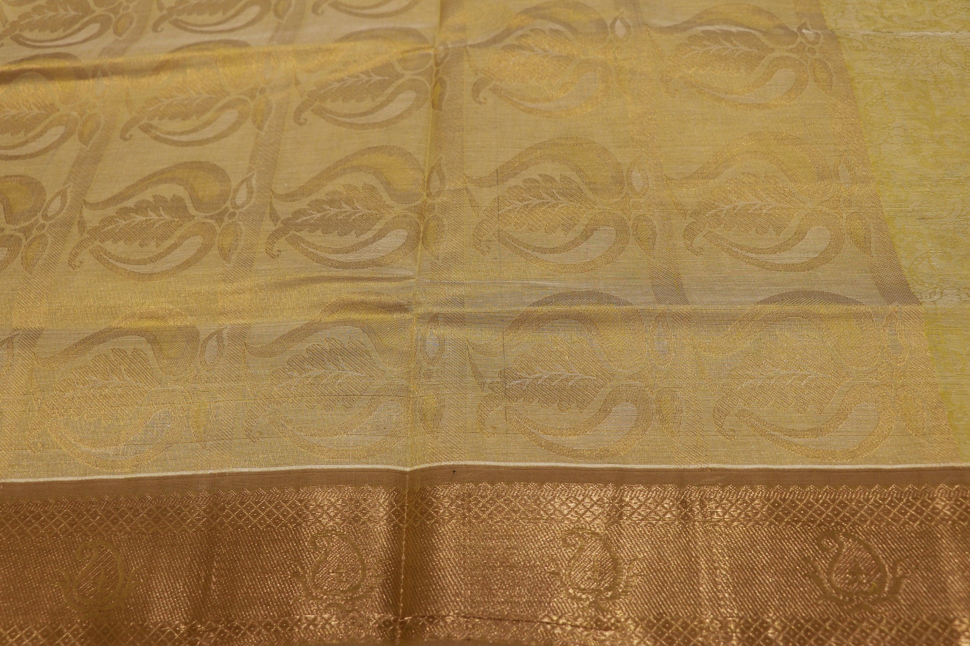 Cotton Saree Pista  Green  Colour - Vaishali Silks