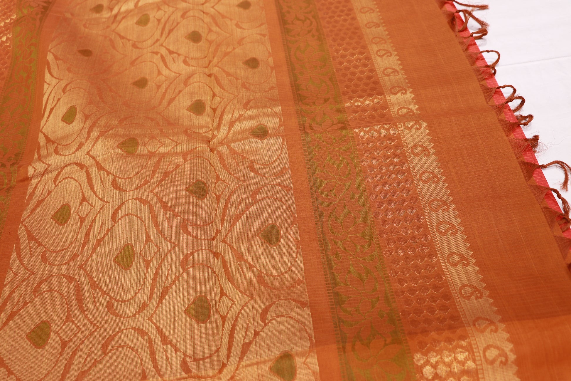 Cotton  Saree  Peach Colour - Vaishali Silks